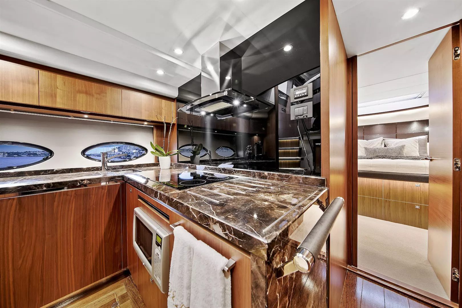 Princess V72-2014-BREATHLESS Marina Del Rey-California-United StatesGalley 1348542