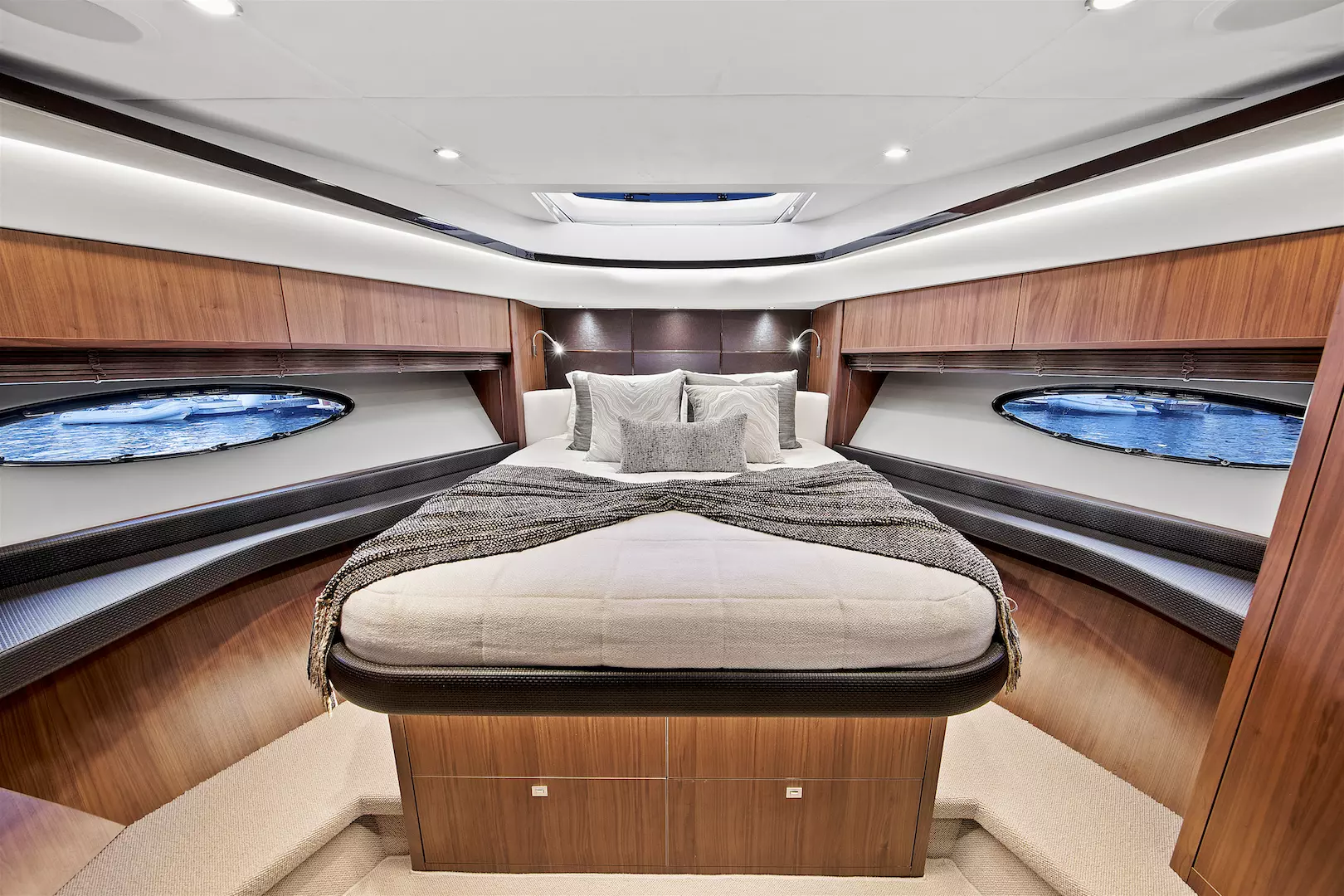 Princess V72-2014-BREATHLESS Marina Del Rey-California-United StatesVIP Stateroom  Forward 1348515