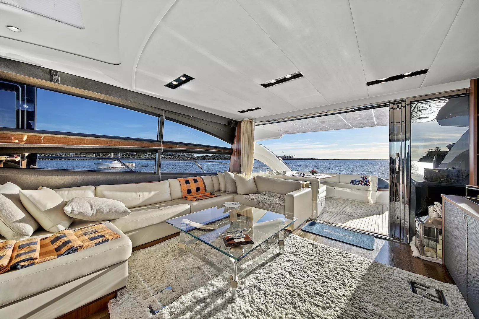 Princess V72-2014-BREATHLESS Marina Del Rey-California-United StatesSalon  1348506