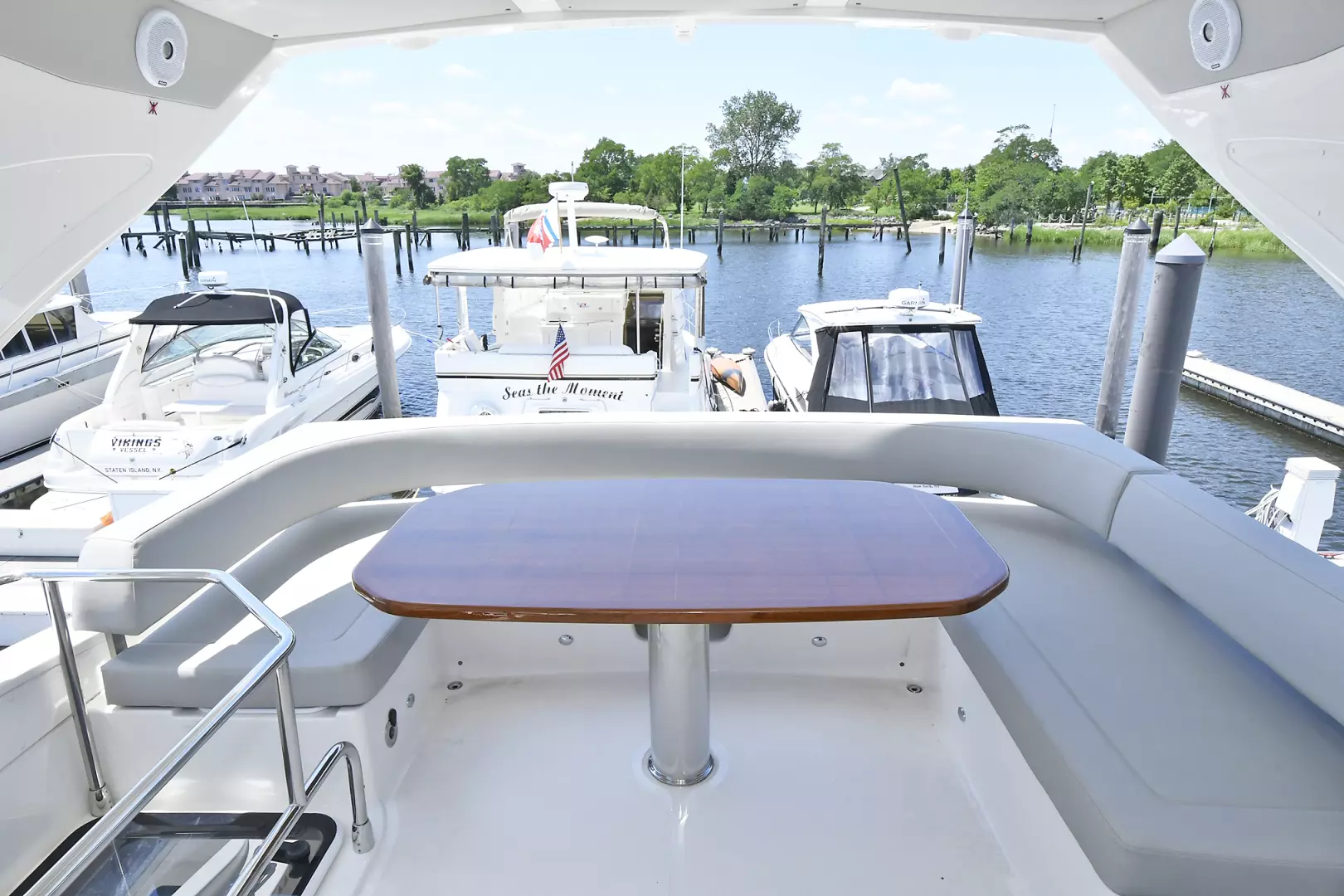 Absolute Fly-2019  Staten Island-New York-United StatesFlybridge Lounge 1451535