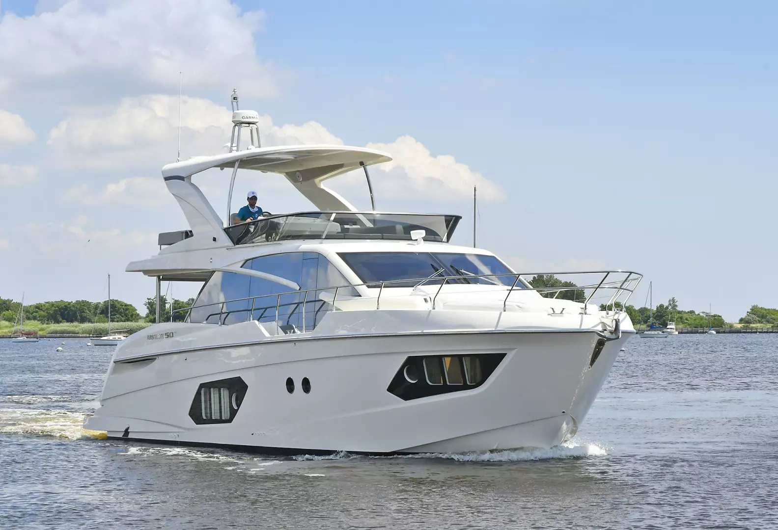 Absolute Fly-2019  Staten Island-New York-United StatesStarboard Bow 1451555