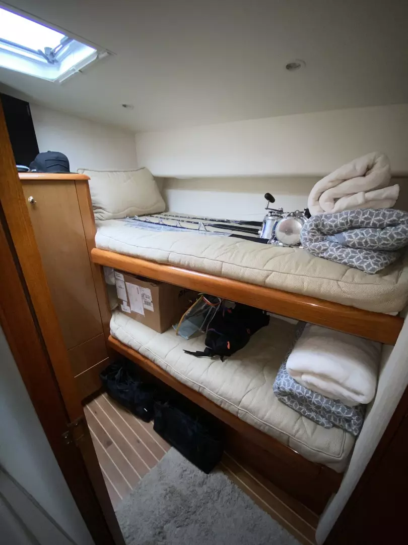 Viking 61 Convertible-2001-Second Chance Montauk-New York-United StatesGuest Stateroom  1479024