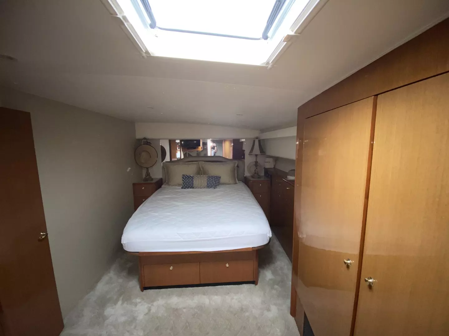 Viking 61 Convertible-2001-Second Chance Montauk-New York-United StatesMaster Stateroom  1479028