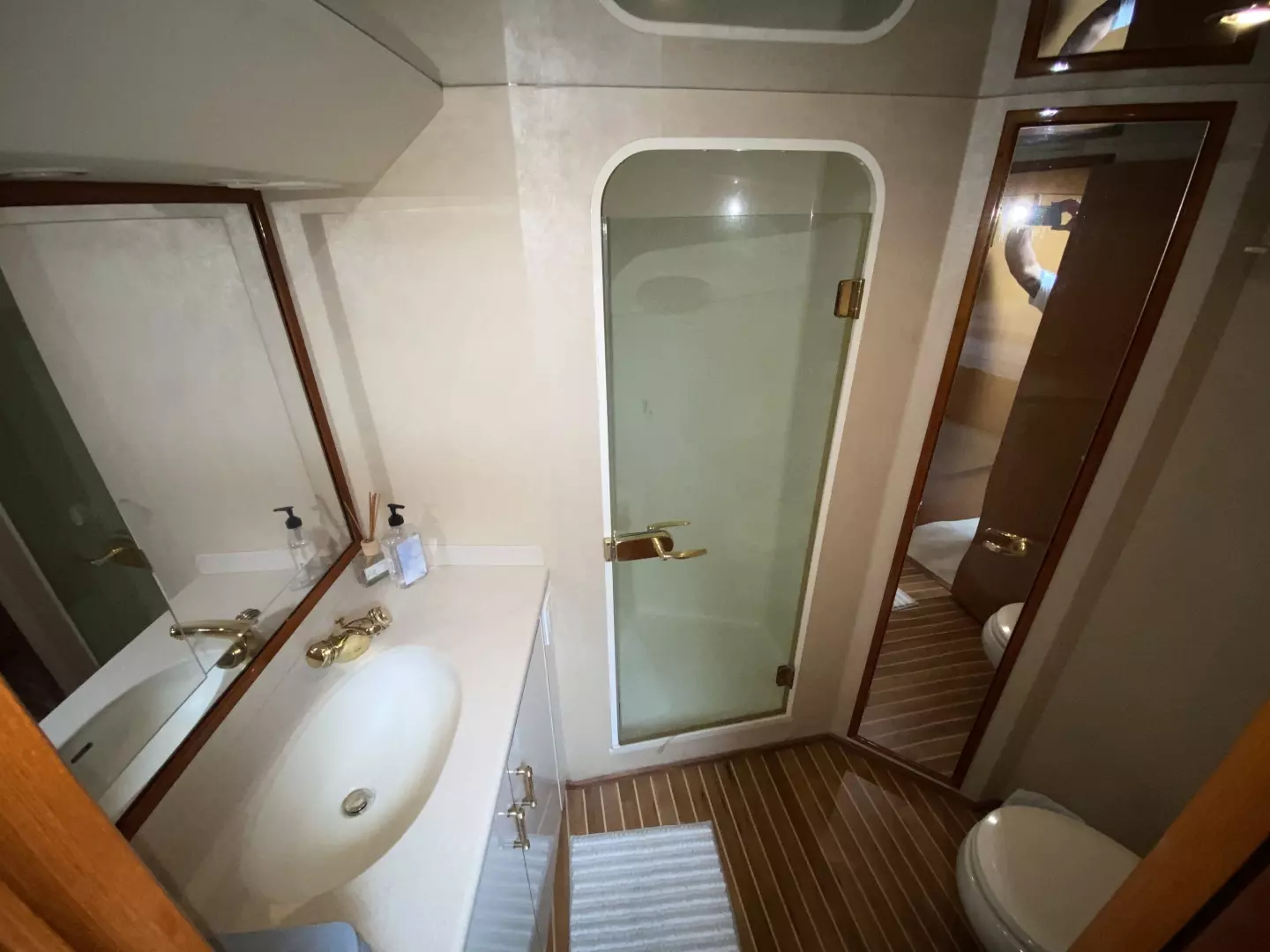 Viking 61 Convertible-2001-Second Chance Montauk-New York-United StatesMaster Stateroom  1479027