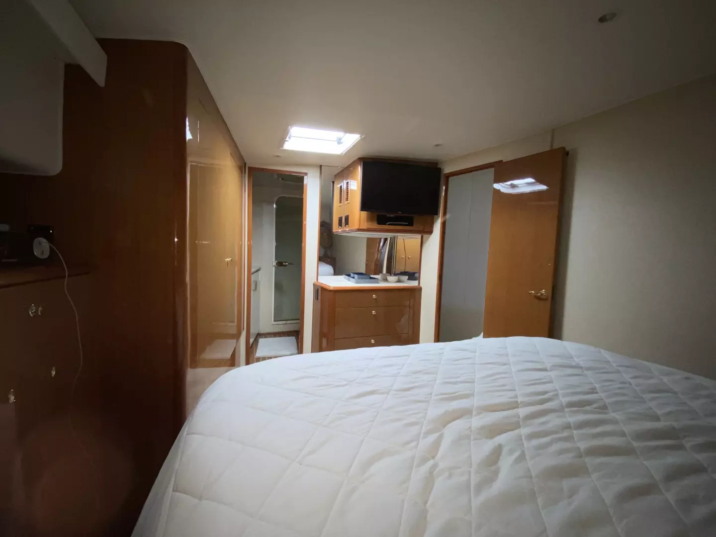 Viking 61 Convertible-2001-Second Chance Montauk-New York-United StatesMaster Stateroom  1479029