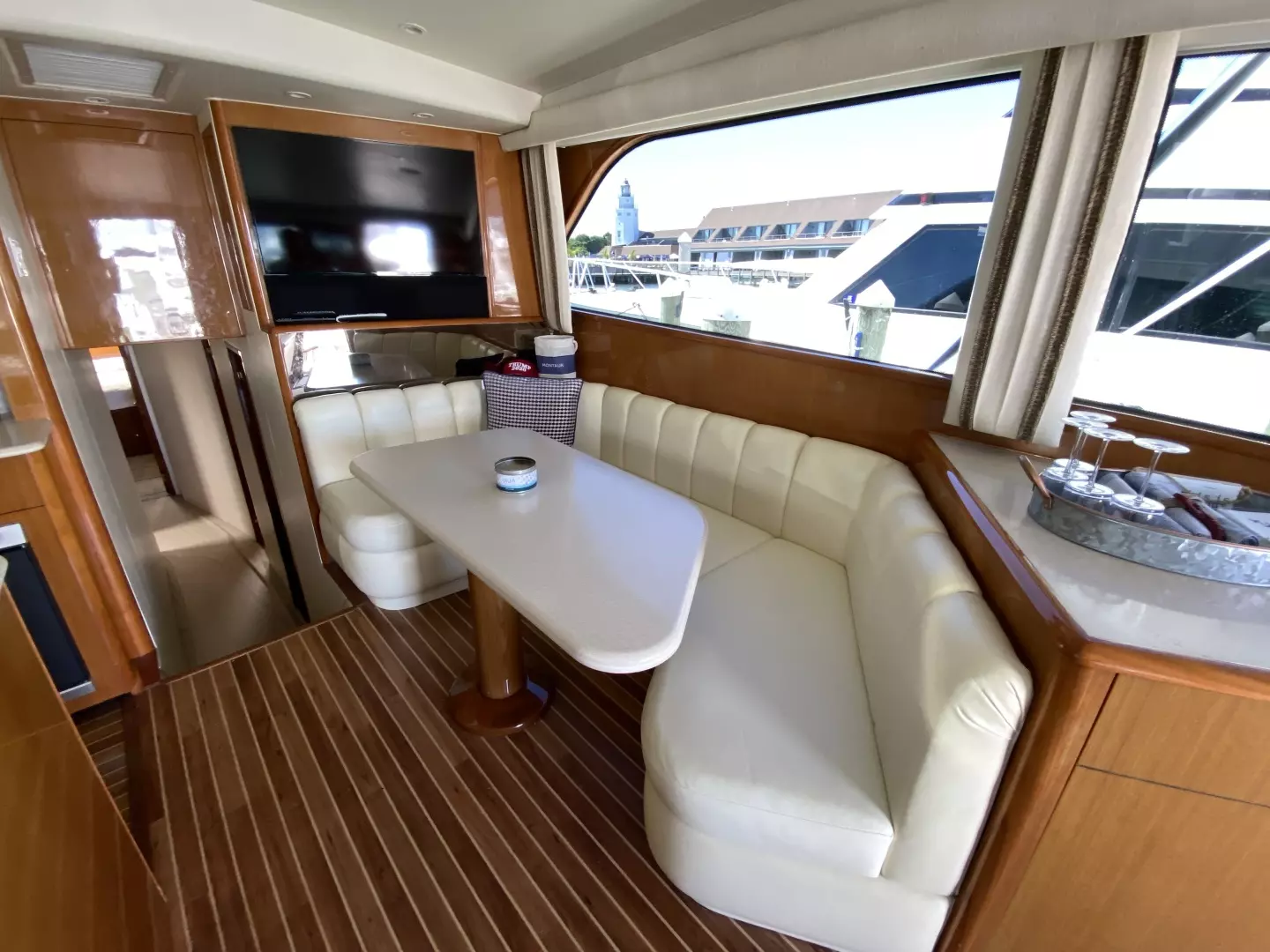 Viking 61 Convertible-2001-Second Chance Montauk-New York-United StatesDinette 1479020