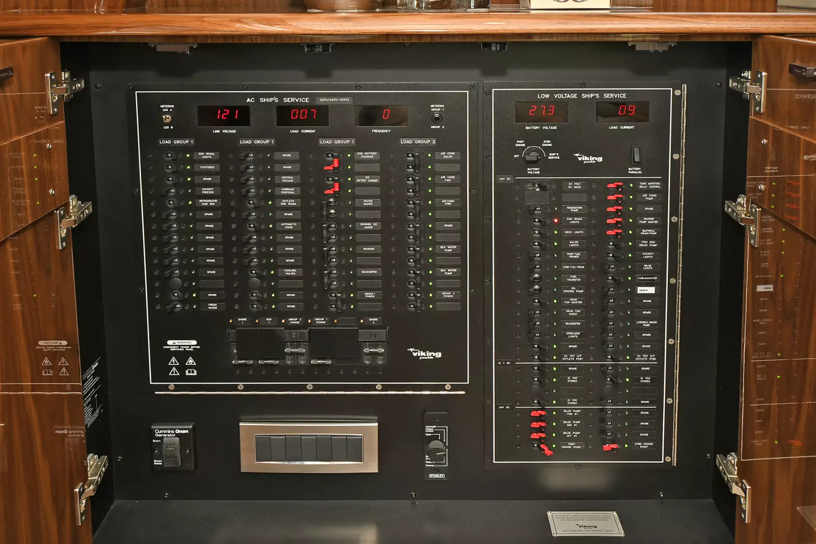 Viking 48 Convertible-2019 -Norwalk-Connecticut-United StatesControl Panel  1479257