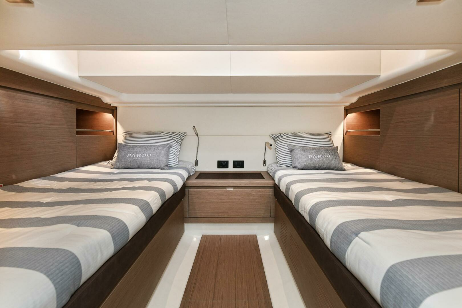 Pardo Yachts 43 Walkaround-2024-AVAILABLE NOW  Staten Island-New York-United States 3948429