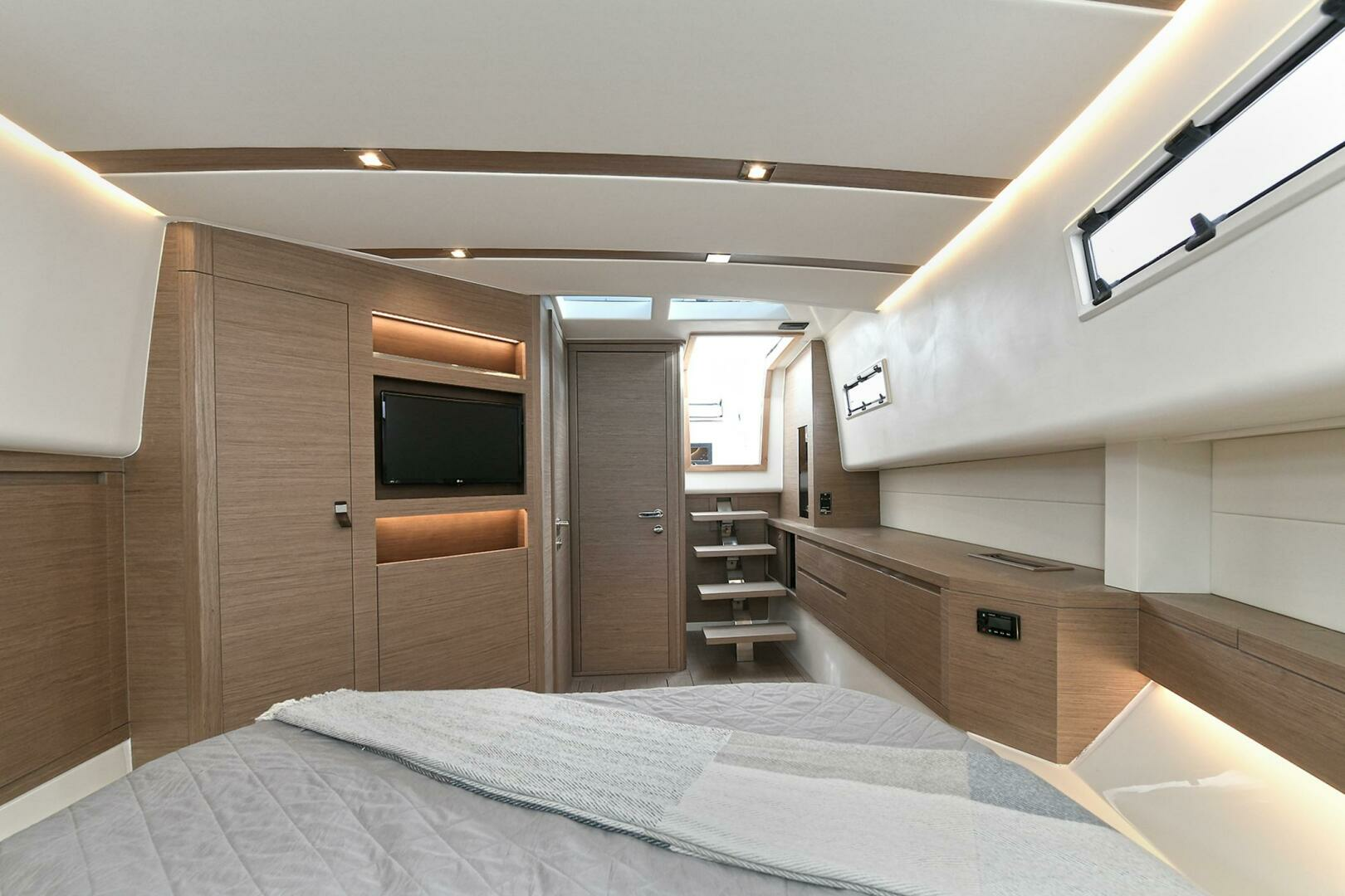 Pardo Yachts 43 Walkaround-2024-AVAILABLE NOW  Staten Island-New York-United States 3948418