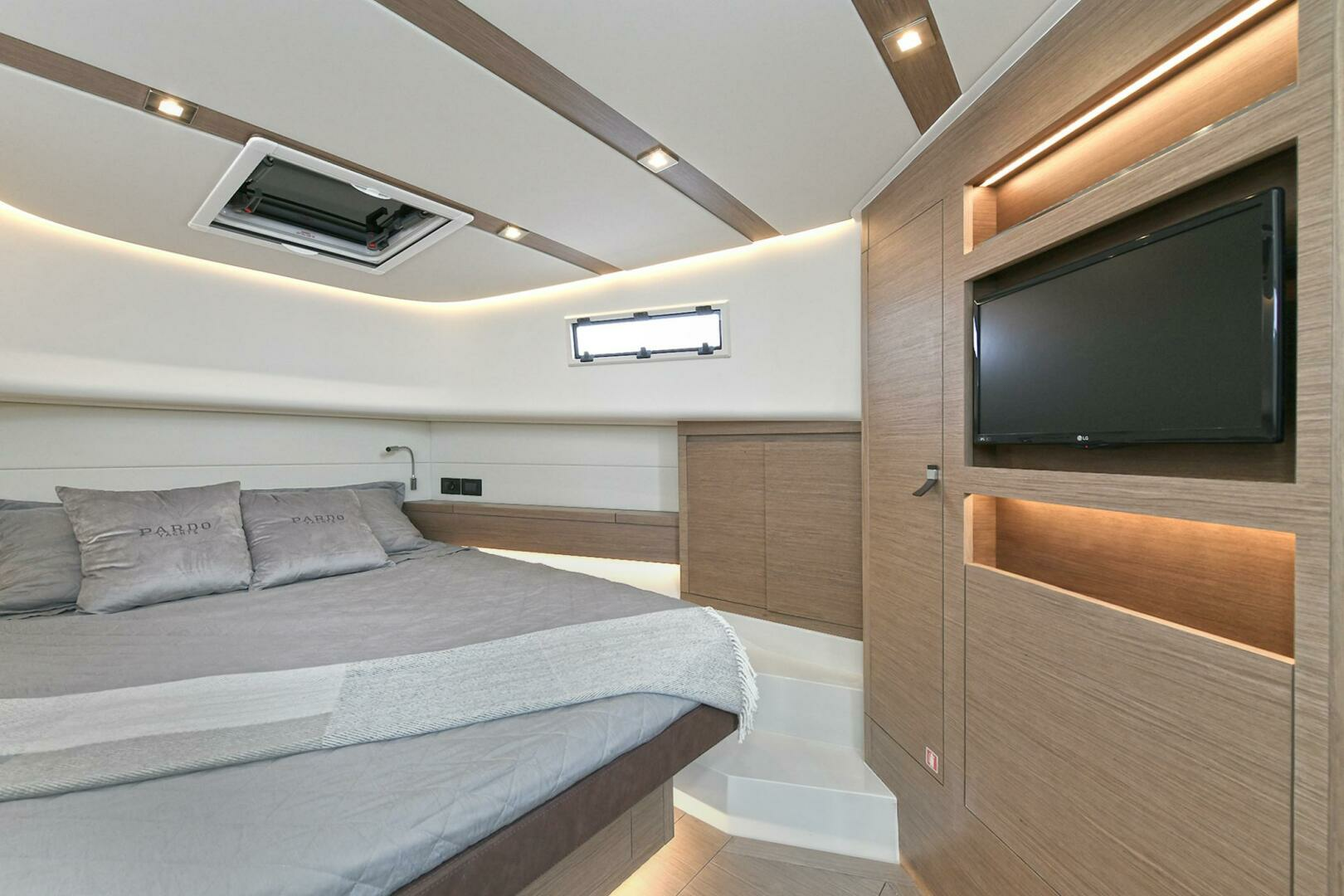 Pardo Yachts 43 Walkaround-2024-AVAILABLE NOW  Staten Island-New York-United States 3948414