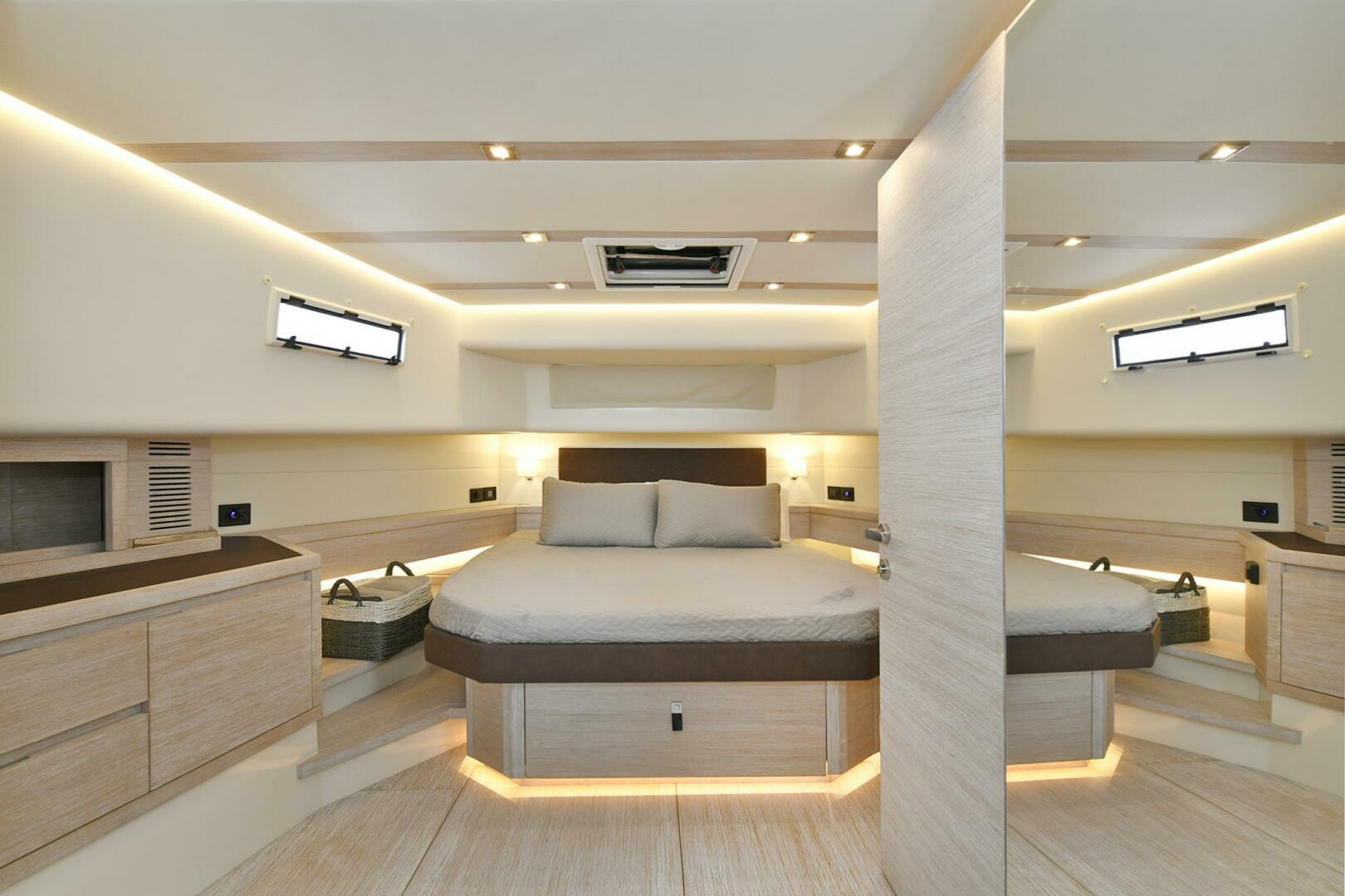 Pardo Yachts 50 Walkaround-2023-AVAILABLE NOW  Staten Island-New York-United States 3948559