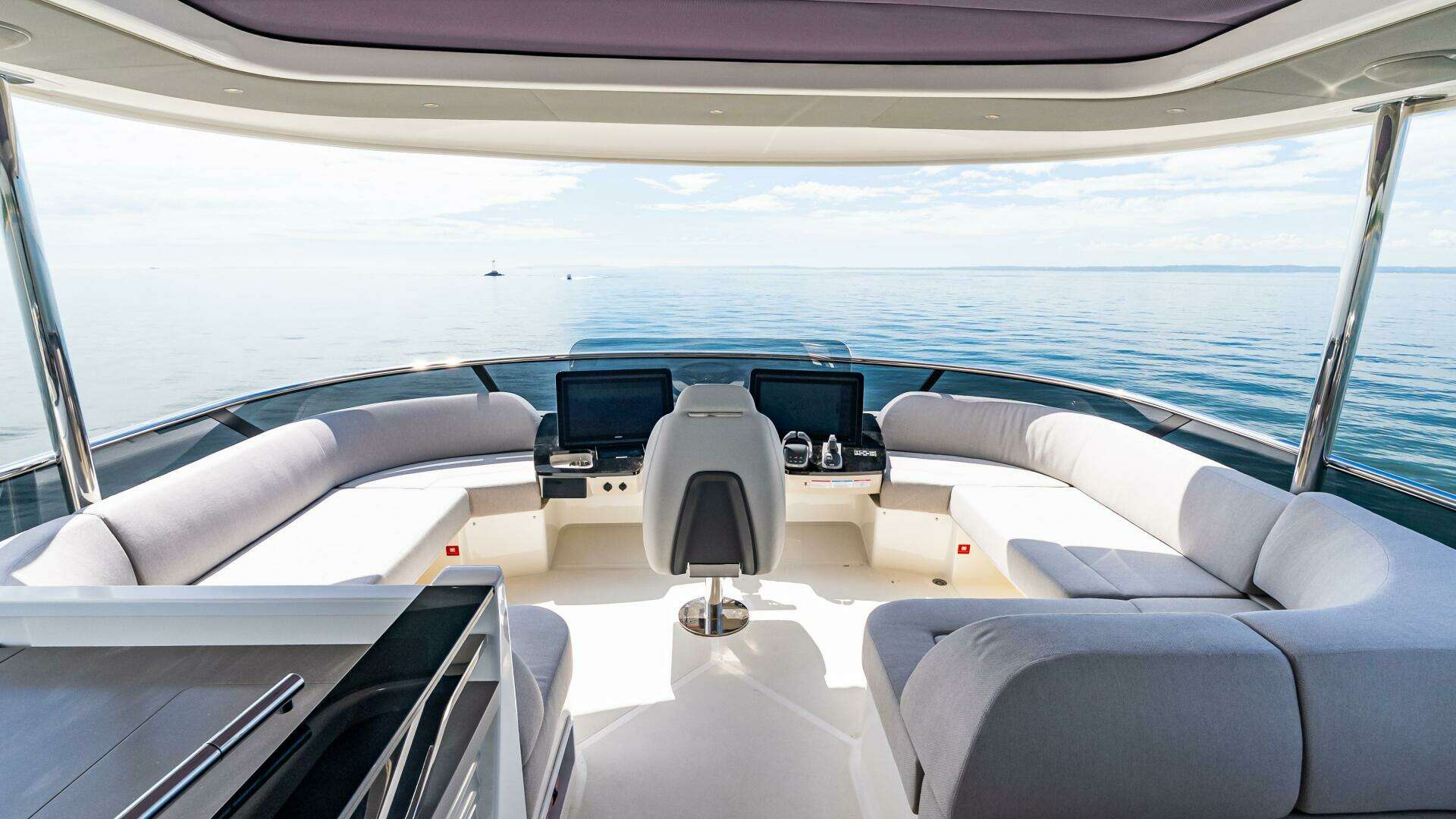 Absolute Navetta 64-2025-IN STOCK  IMMEDIATE DELIVERY Staten Island-New York-United States 5313128