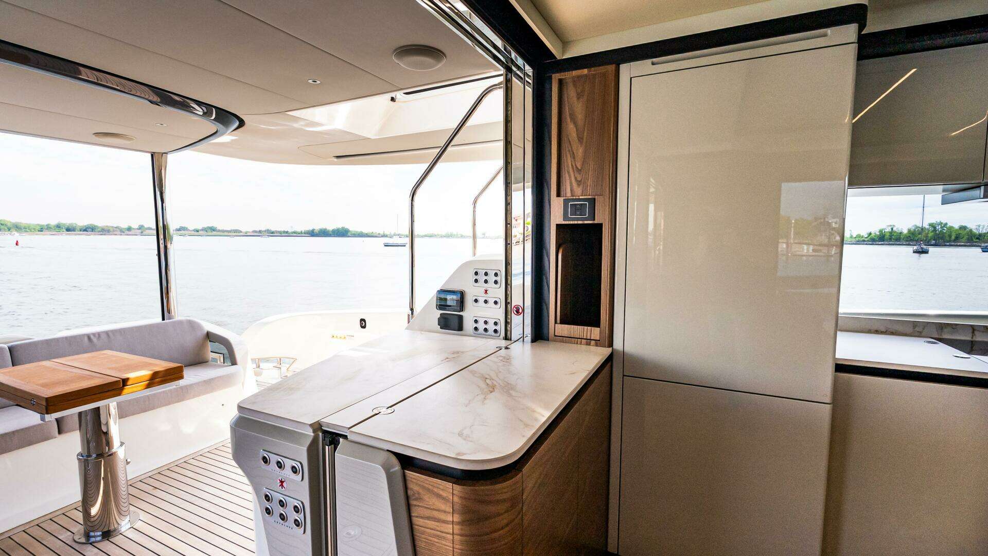 Absolute Navetta 64-2025-IN STOCK  IMMEDIATE DELIVERY Staten Island-New York-United States 5313019