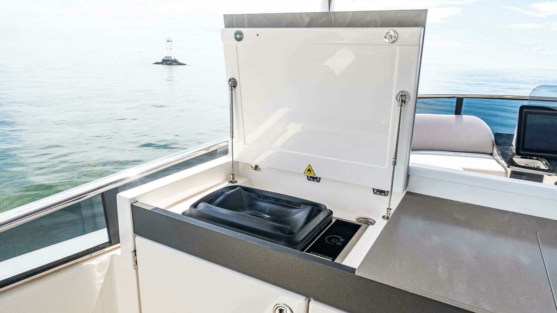 Absolute Navetta 64-2025-IN STOCK  IMMEDIATE DELIVERY Staten Island-New York-United States 5313064