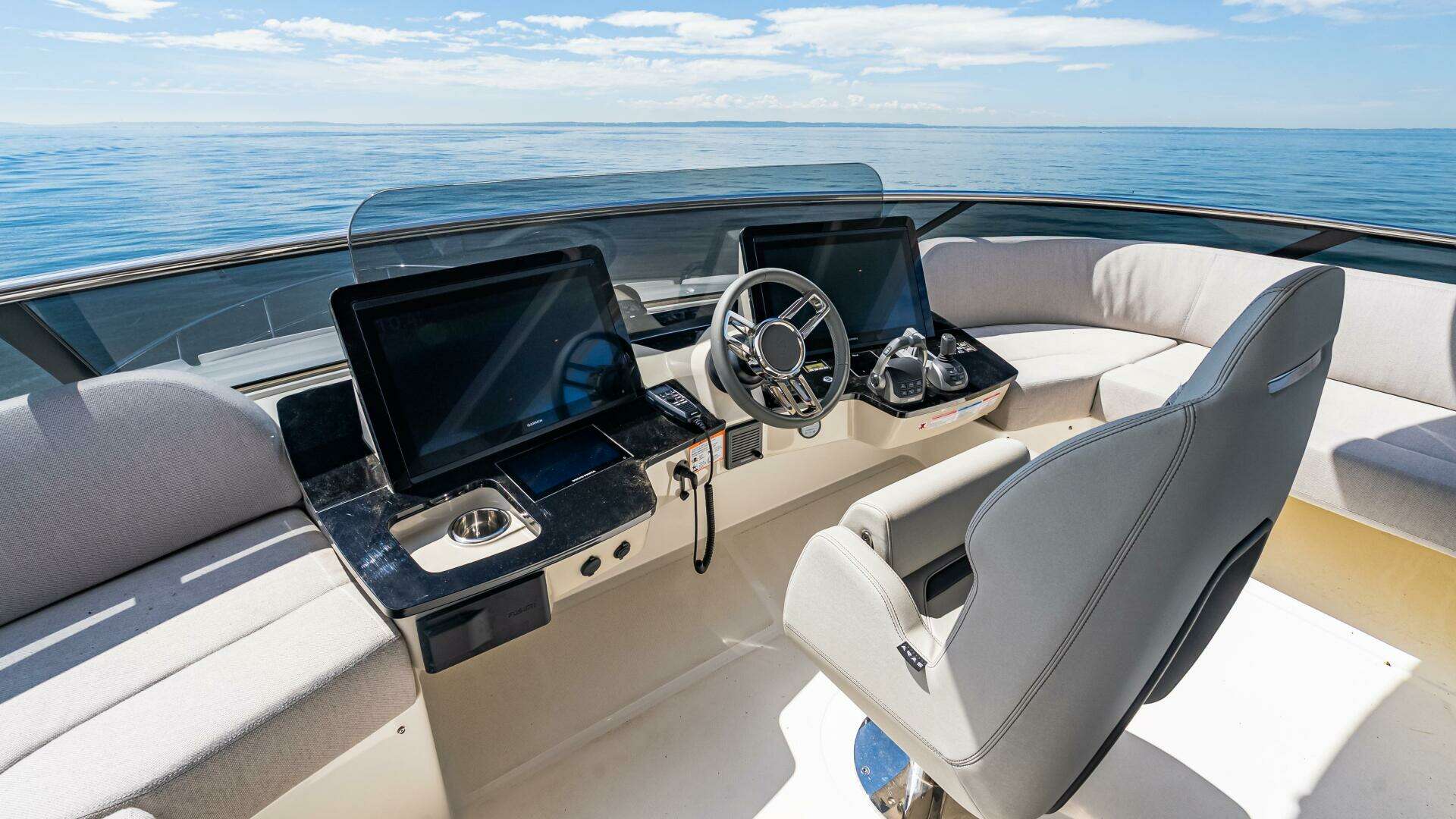 Absolute Navetta 64-2025-IN STOCK  IMMEDIATE DELIVERY Staten Island-New York-United States 5313132