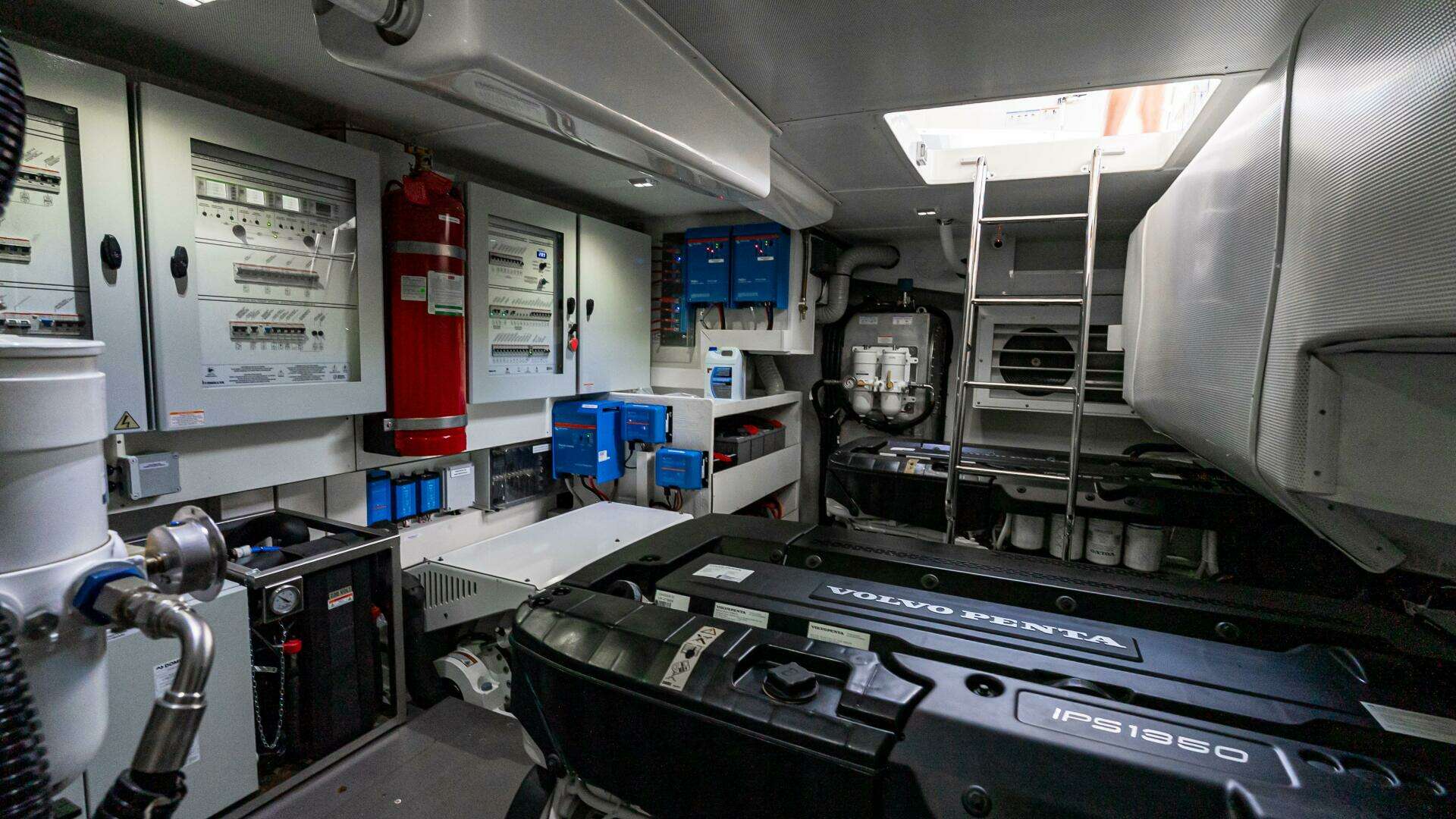 Absolute Navetta 64-2025-IN STOCK  IMMEDIATE DELIVERY Staten Island-New York-United States 5313153