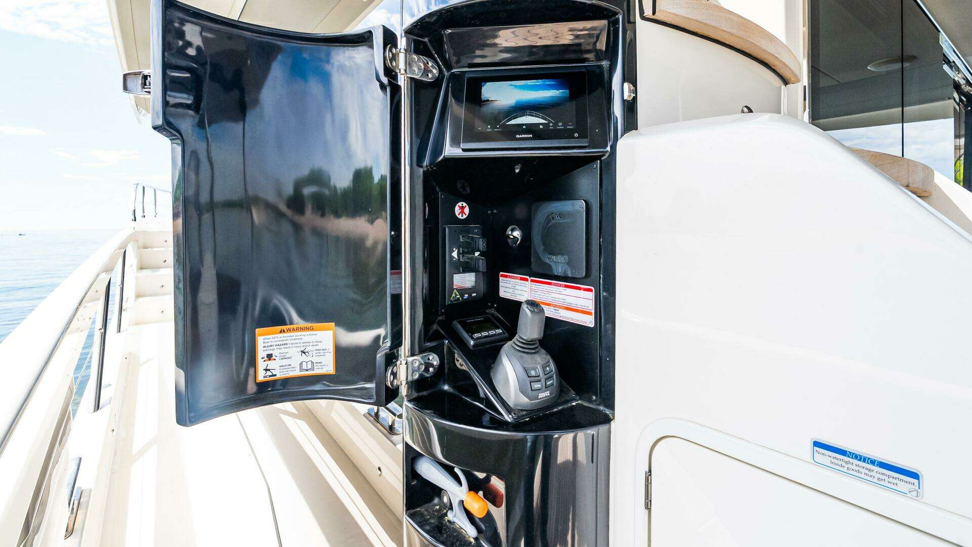 Absolute Navetta 64-2025-IN STOCK  IMMEDIATE DELIVERY Staten Island-New York-United States 5313081