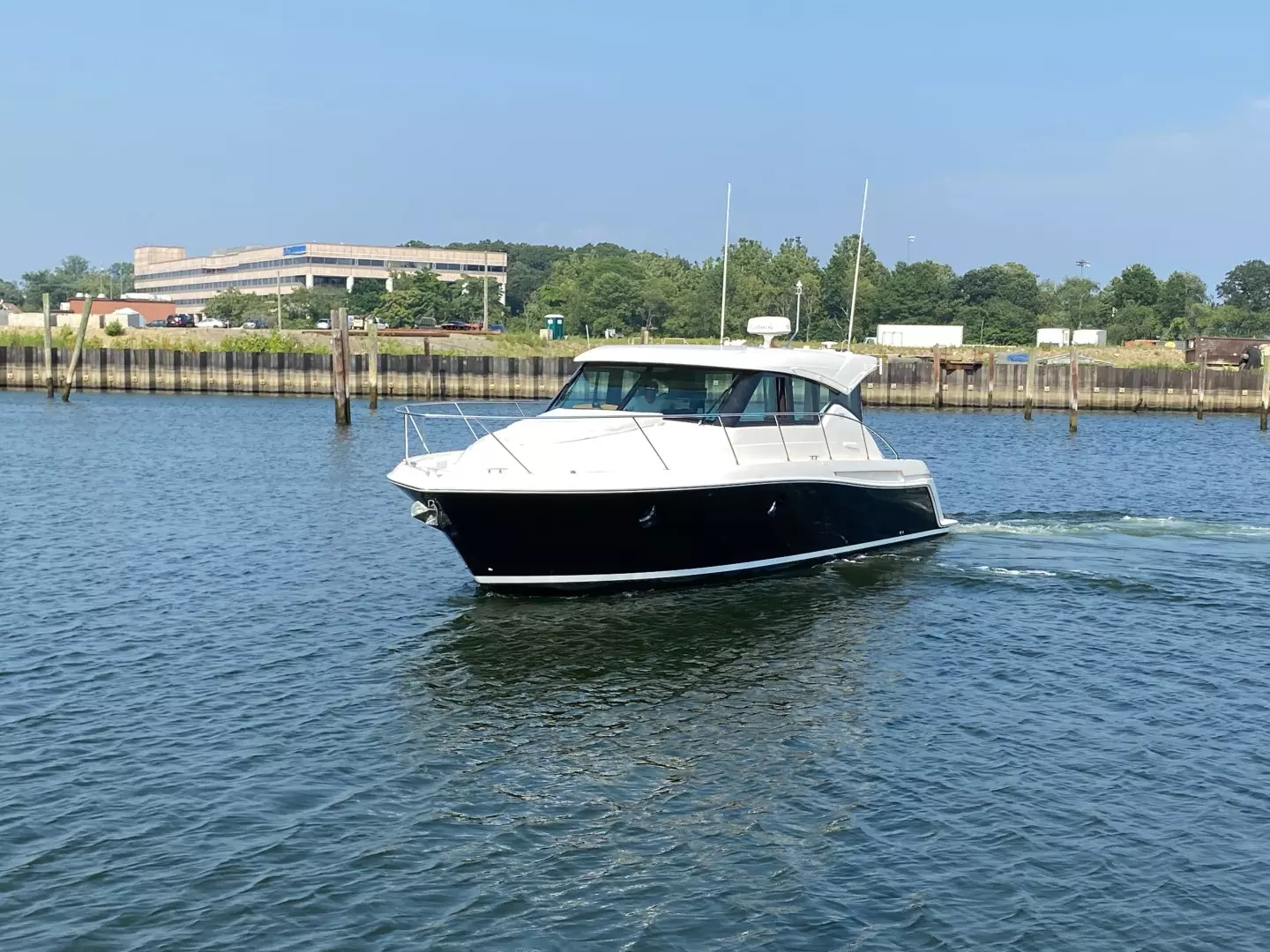 Tiara Yachts C39 Coupe-2016-Rocking Chair Stamford-Connecticut-United States 1737933