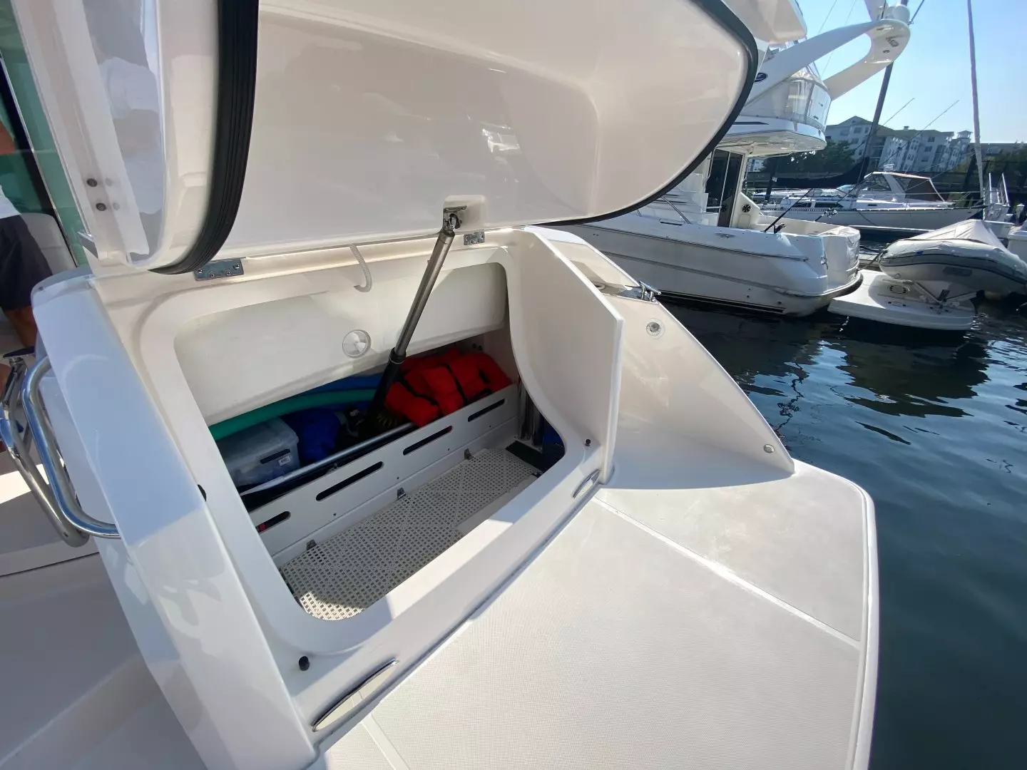 Tiara Yachts C39 Coupe-2016-Rocking Chair Stamford-Connecticut-United States 1737886
