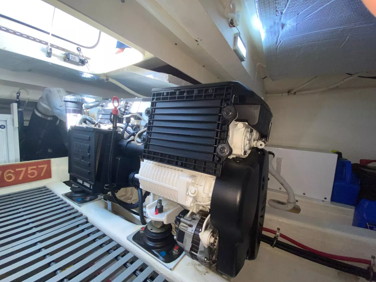 Tiara Yachts C39 Coupe-2016-Rocking Chair Stamford-Connecticut-United States 1737906