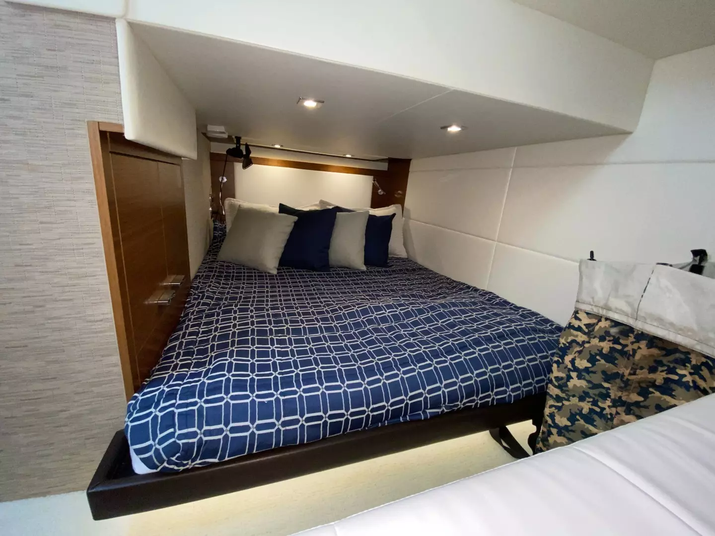 Tiara Yachts C39 Coupe-2016-Rocking Chair Stamford-Connecticut-United States 1737920