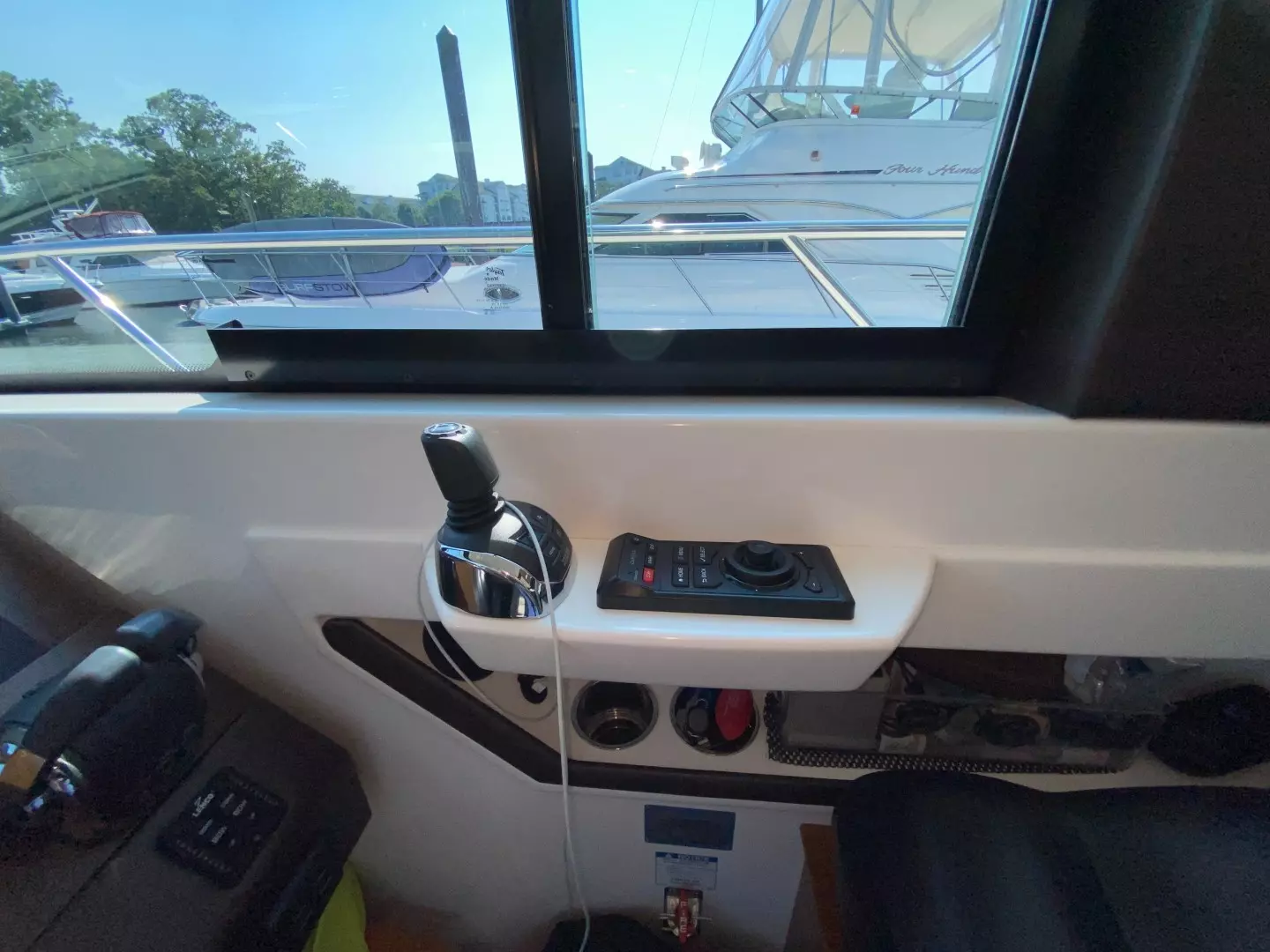 Tiara Yachts C39 Coupe-2016-Rocking Chair Stamford-Connecticut-United States 1737915