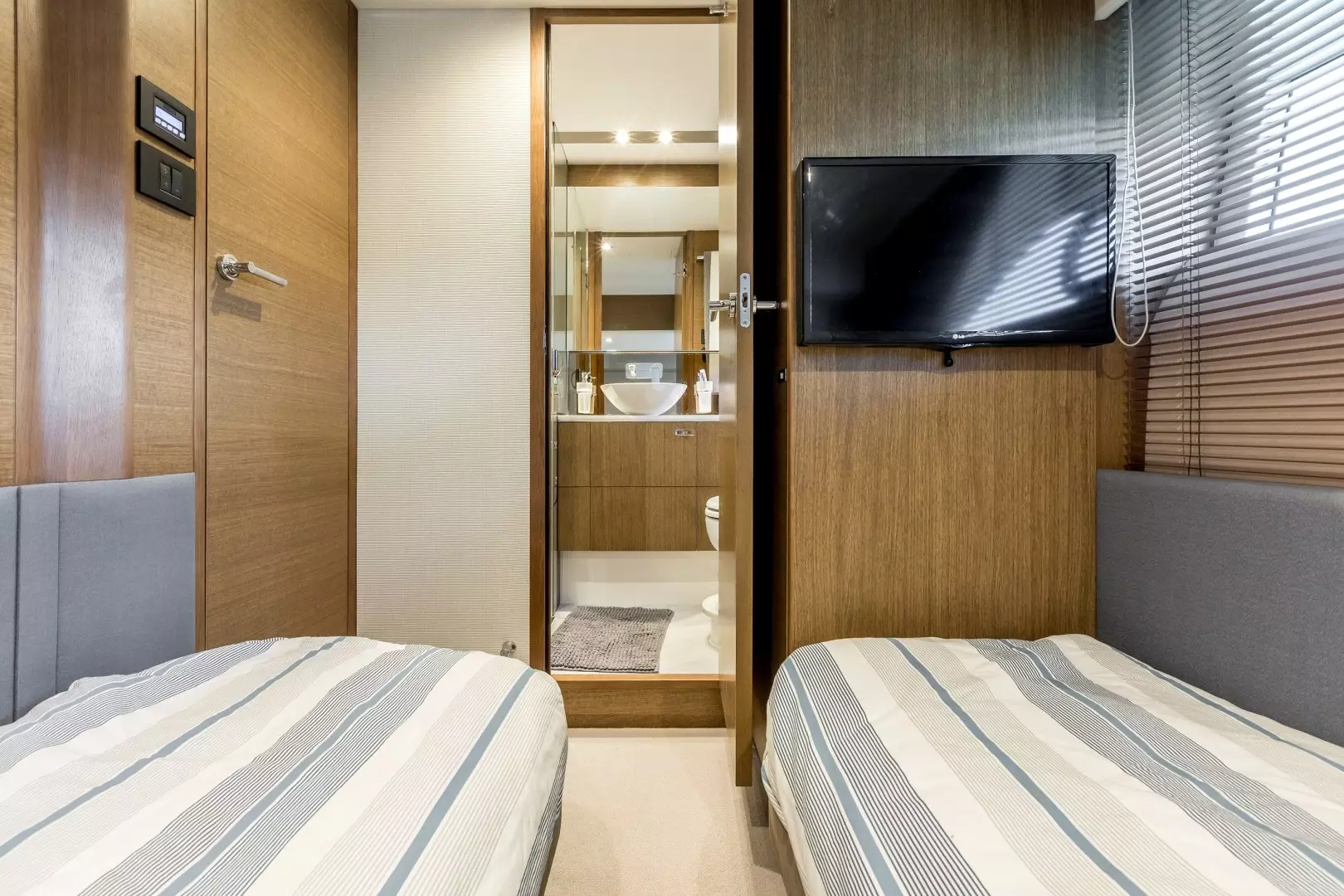 Princess 62 Flybridge-2019-SINU Split-Croatia 1738044