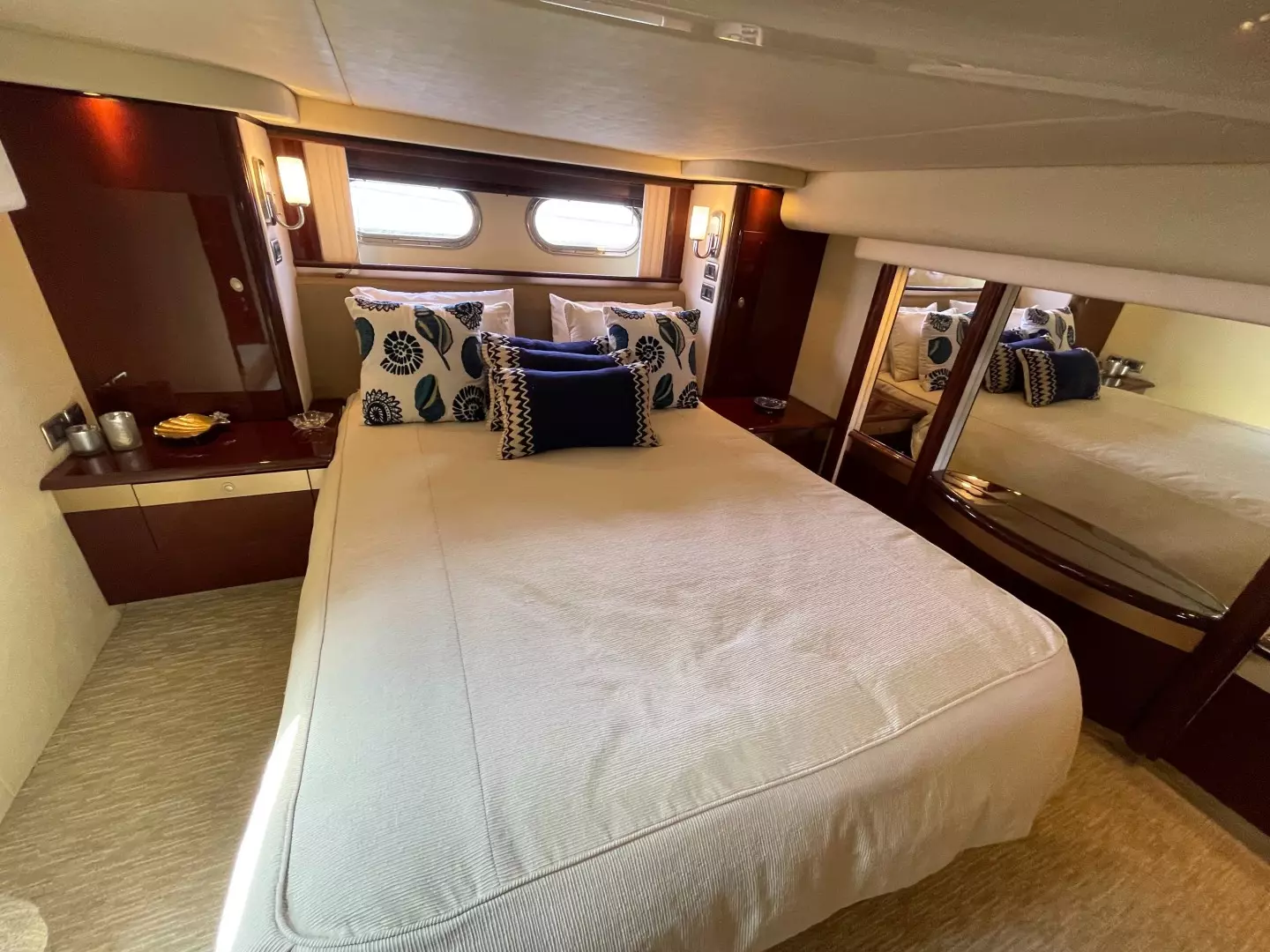 Sea Ray 580 Sedan Bridge-2008 -Newport-Rhode Island-United States 1752590