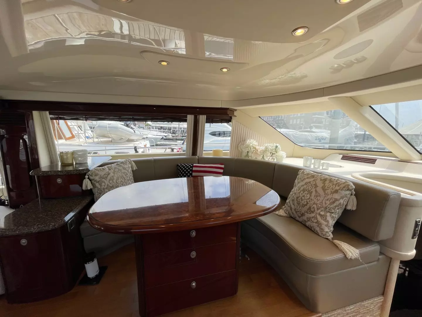 Sea Ray 580 Sedan Bridge-2008 -Newport-Rhode Island-United States 1752588