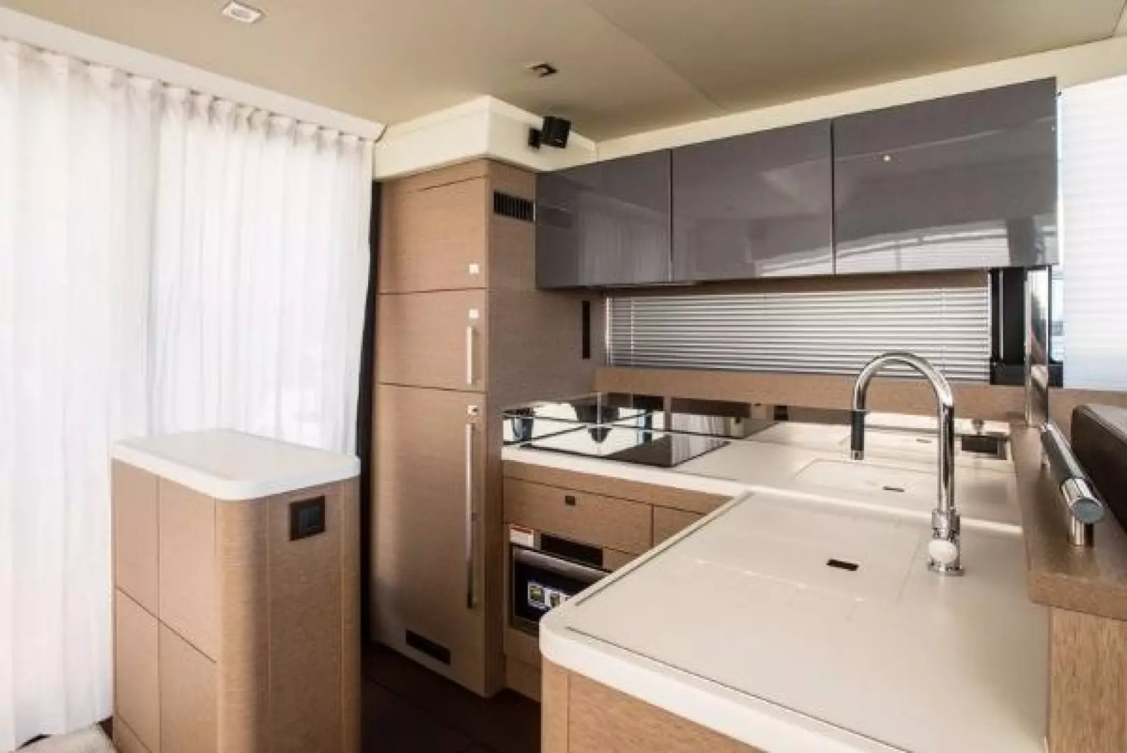 Prestige 560 Flybridge-2018 -West Palm Beach-Florida-United States 1755910