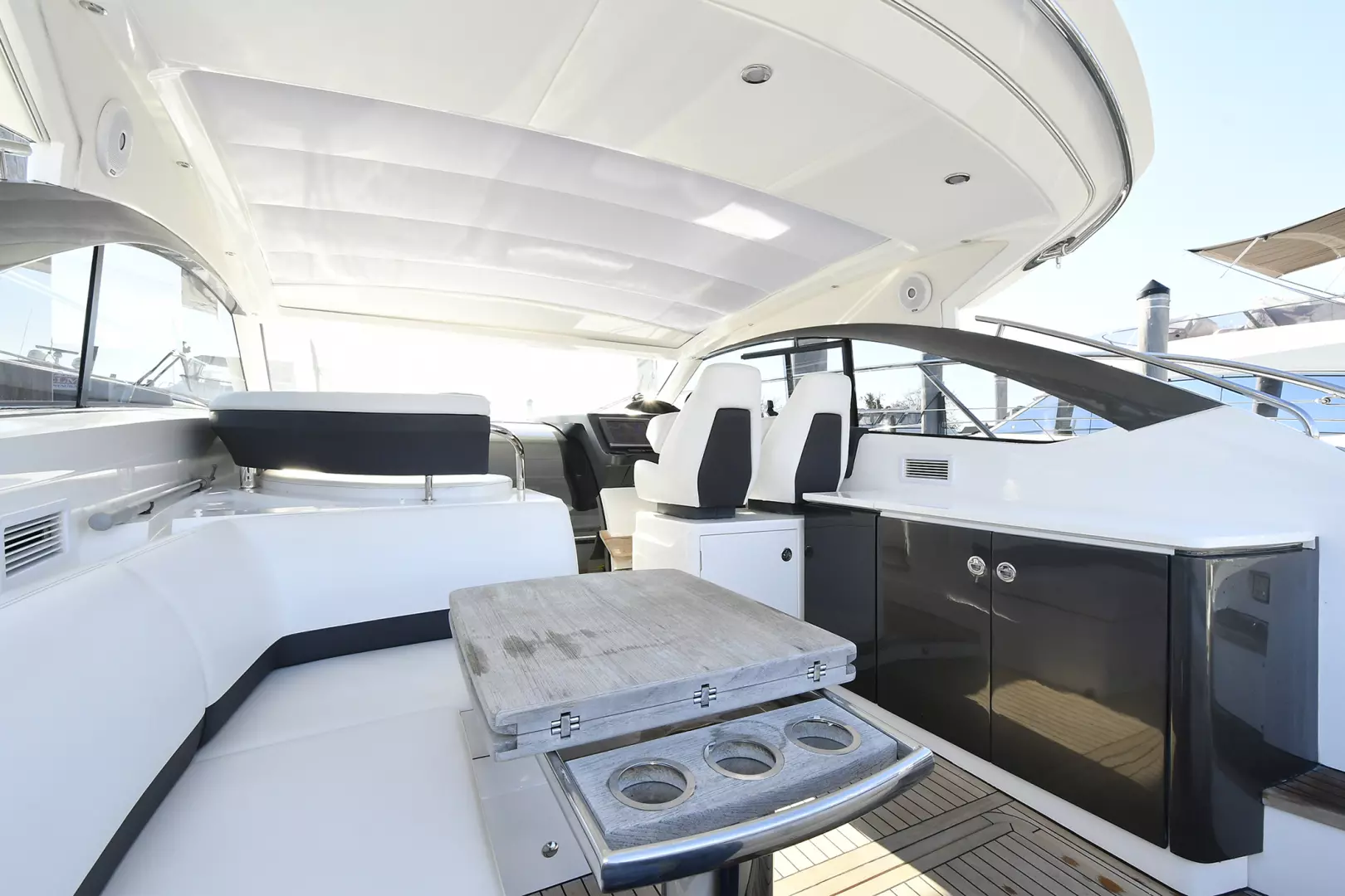 Princess V39-2014 -Montauk-New York-United States 3155883