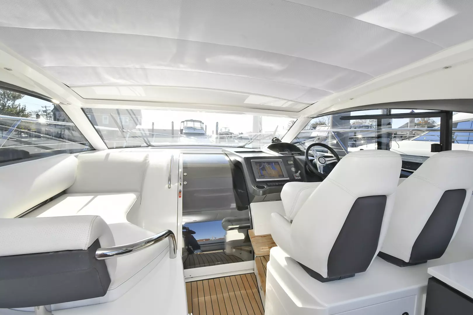 Princess V39-2014 -Montauk-New York-United States 3155878