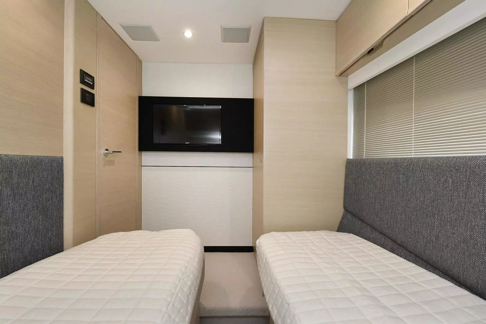 Princess F55-2018 BALANCE Mystic-Connecticut-United States 3400364