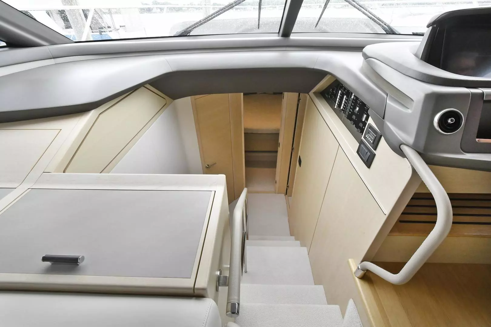 Princess F55-2018 BALANCE Mystic-Connecticut-United States 3400381