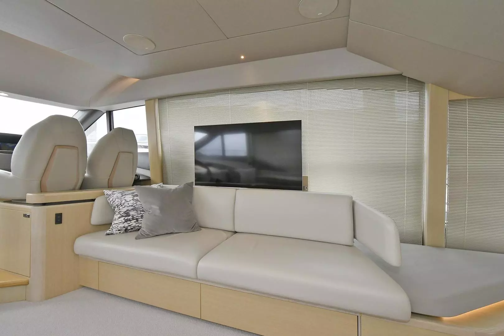 Princess F55-2018 BALANCE Mystic-Connecticut-United States 3400393