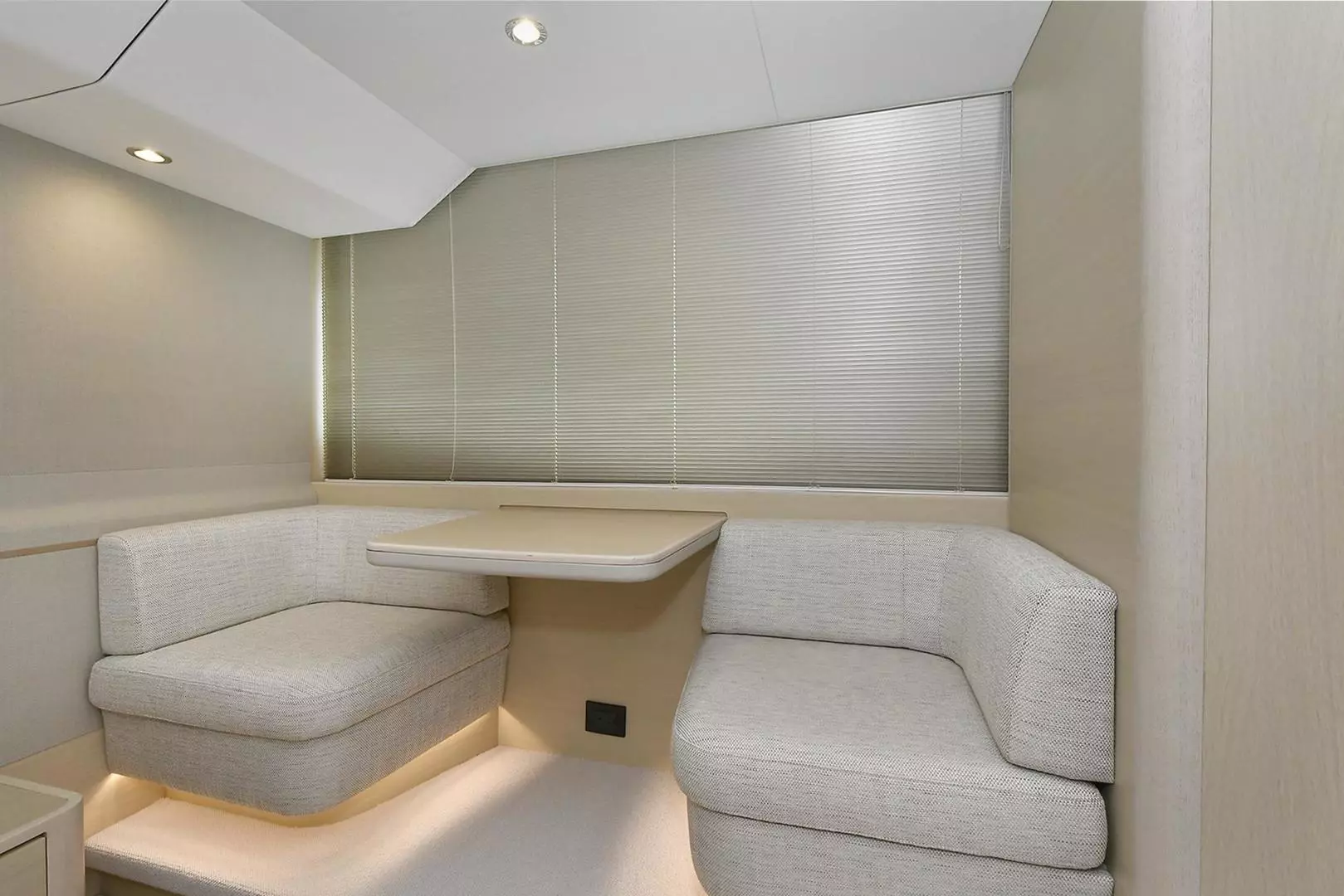 Princess F55-2018 BALANCE Mystic-Connecticut-United States 3400375