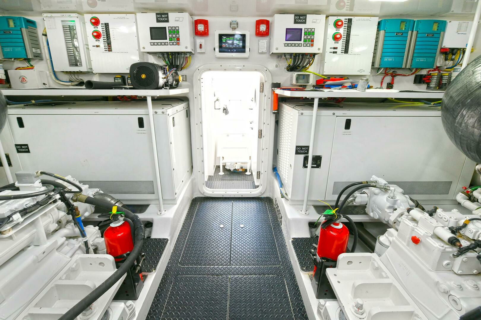 Viking 80 Enclosed Skybridge-2018-ON THE EDGE Montauk-New York-United States 3774081