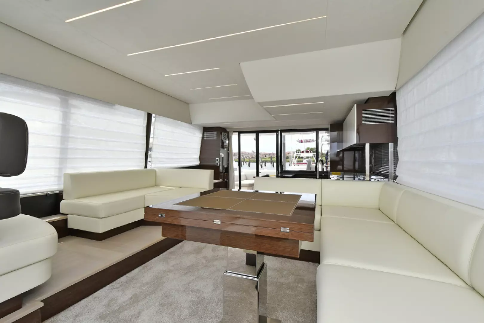 Prestige 590 Flybridge-2023-IN STOCK Newport-Rhode Island-United StatesSalon  3654971