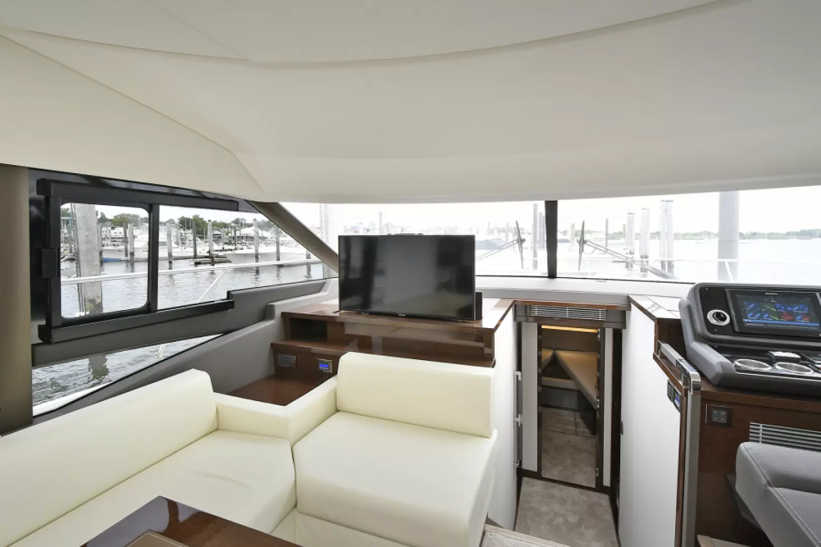 Prestige 590 Flybridge-2023-IN STOCK Newport-Rhode Island-United StatesSalon  3654963