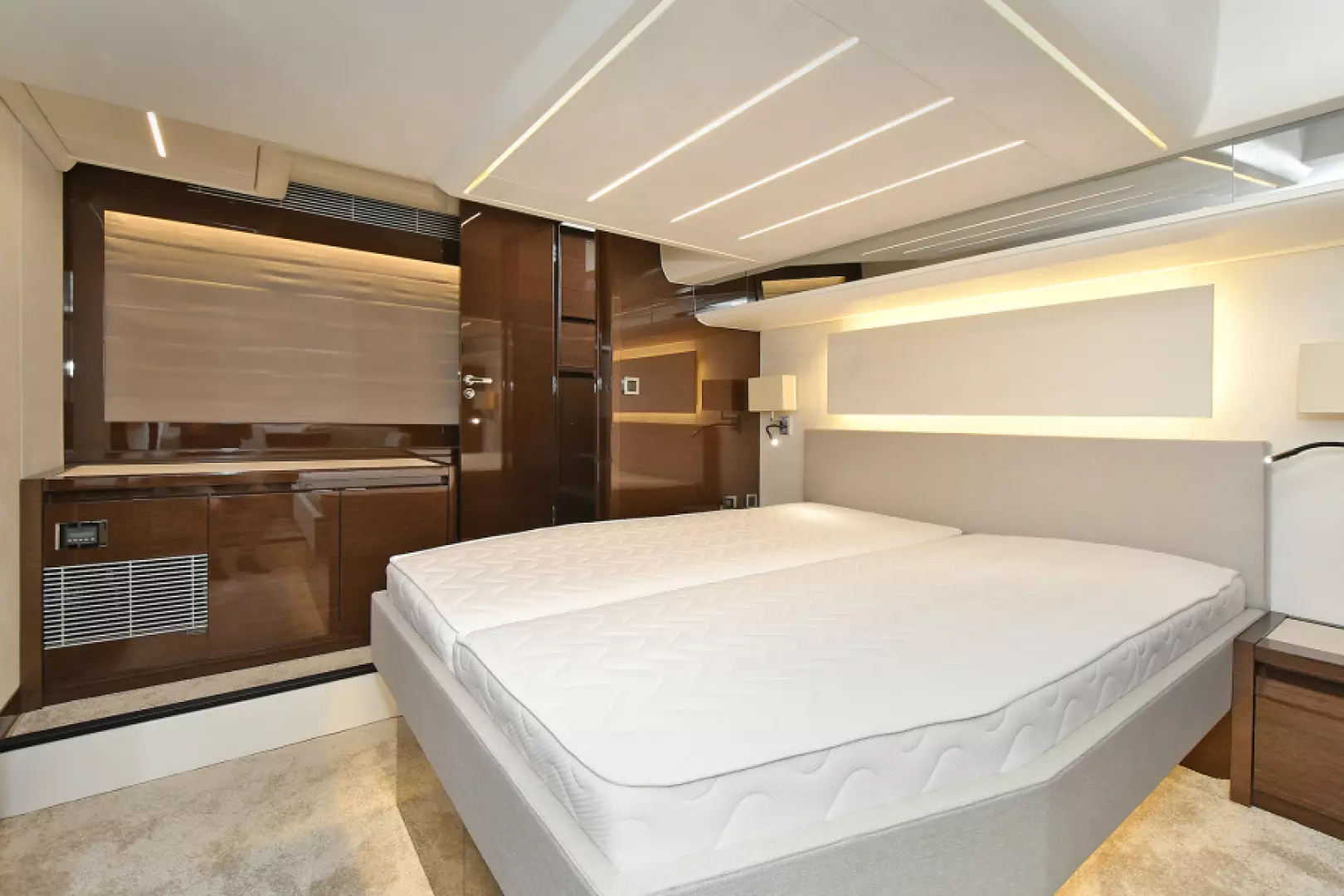 Prestige 590 Flybridge-2023-IN STOCK Newport-Rhode Island-United StatesMaster Stateroom  3654975