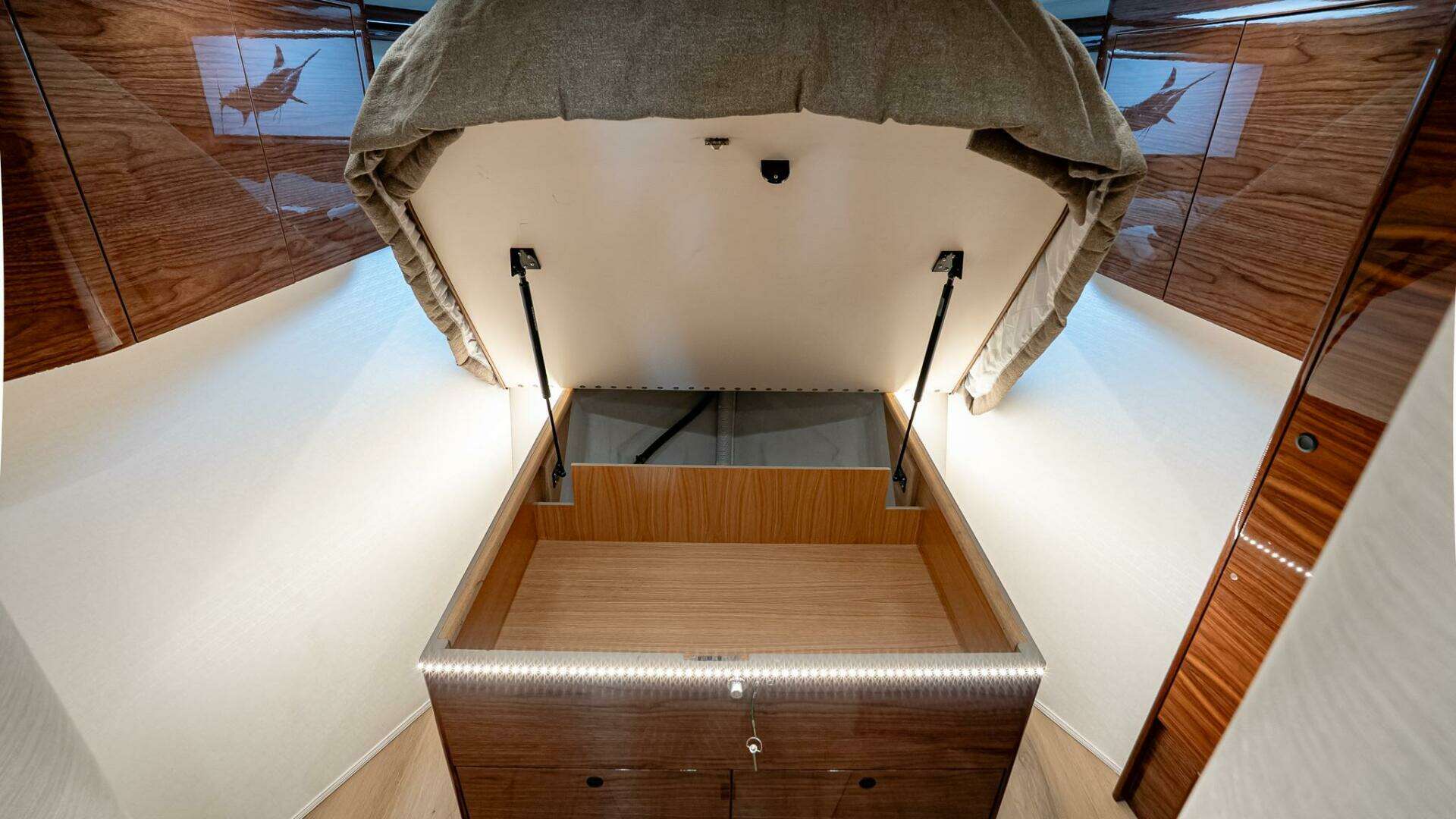 Viking 64 Convertible-2026-IN STOCK Staten Island-New York-United States 5696452