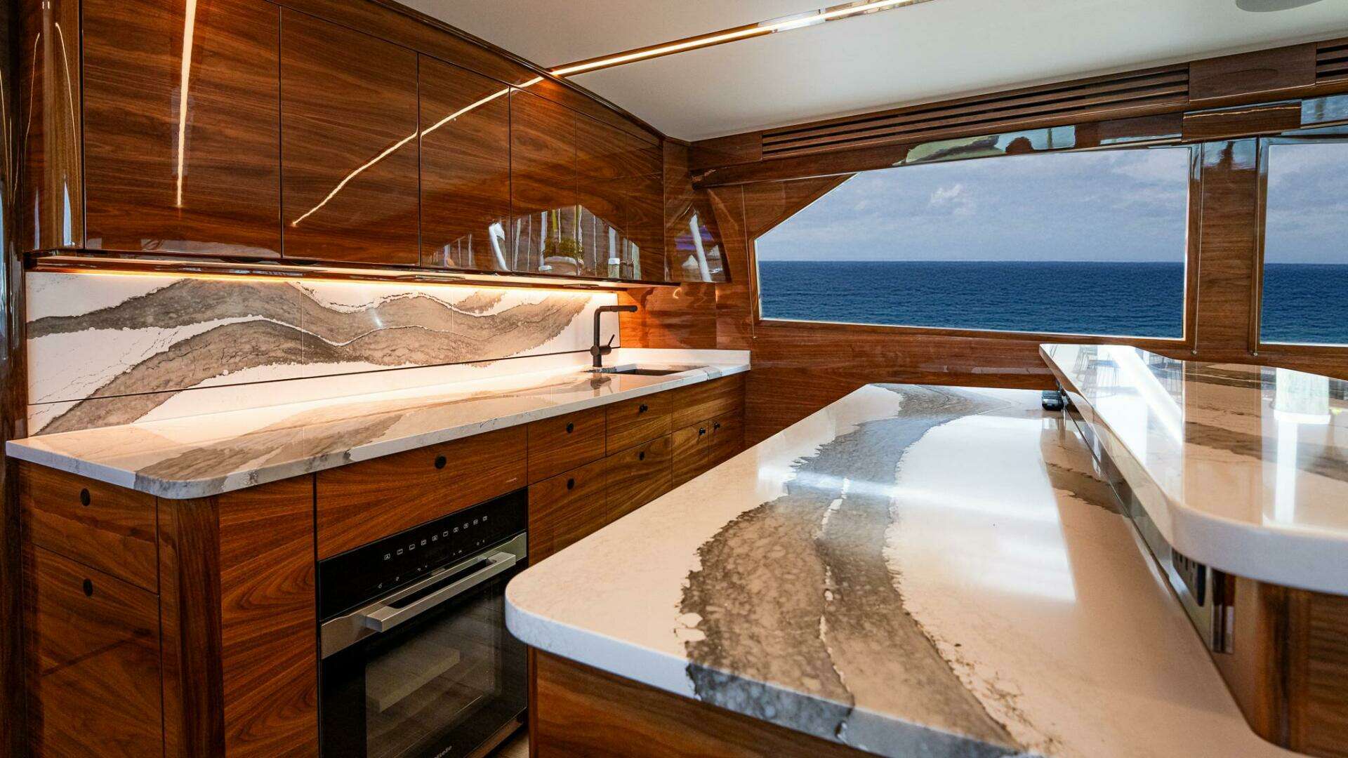 Viking 64 Convertible-2026-IN STOCK Staten Island-New York-United States 5541566