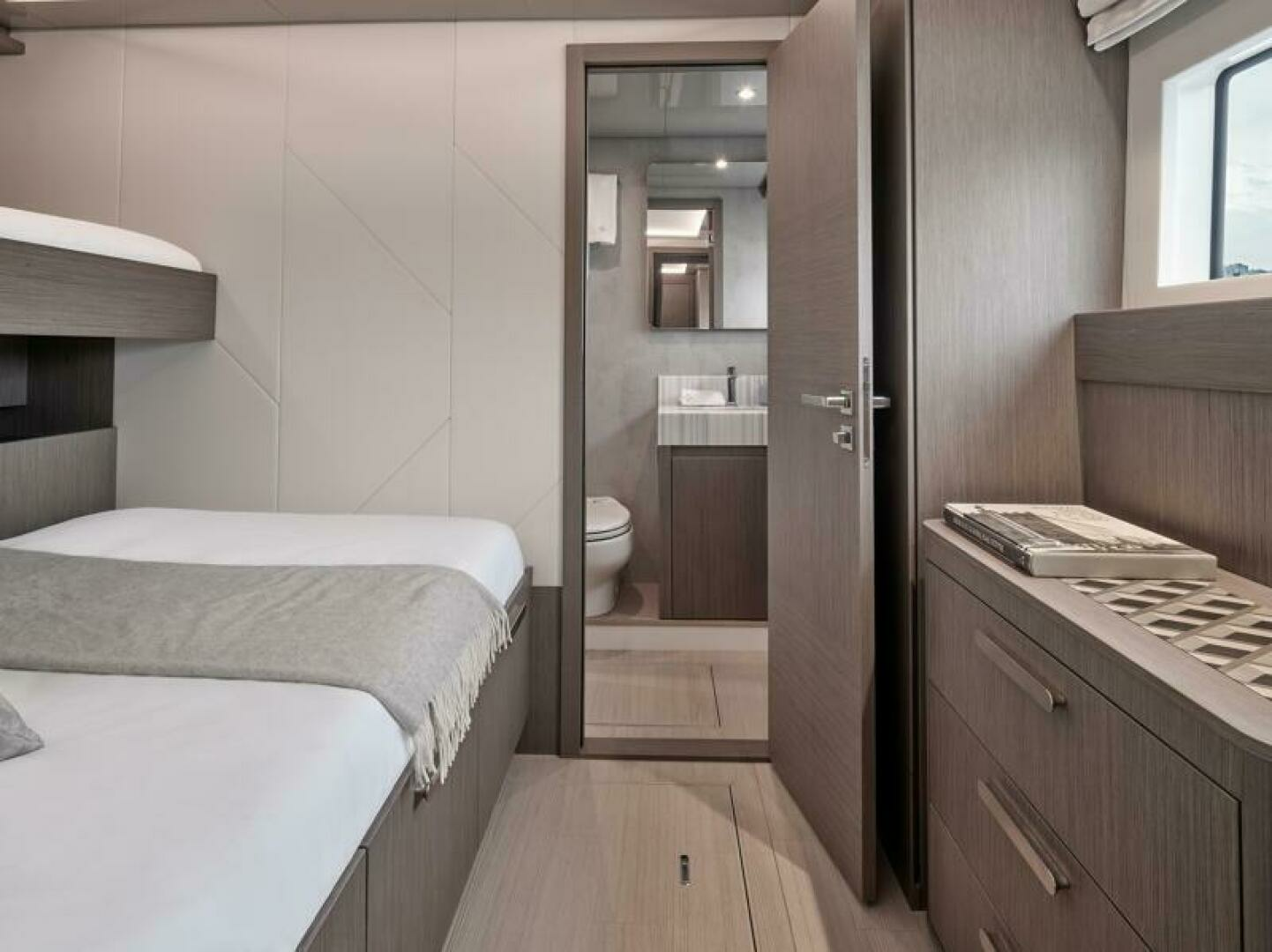 Prestige M8-2026-ON ORDER Staten Island-New York-United States 3774343