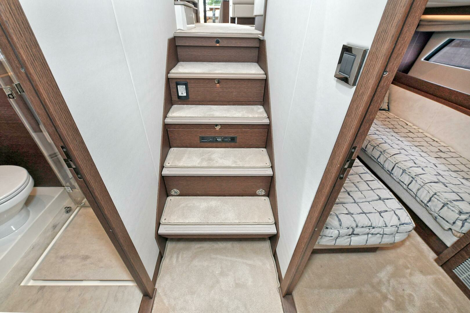 Prestige 520 Fly-2022 -Staten Island-New York-United States 3771871