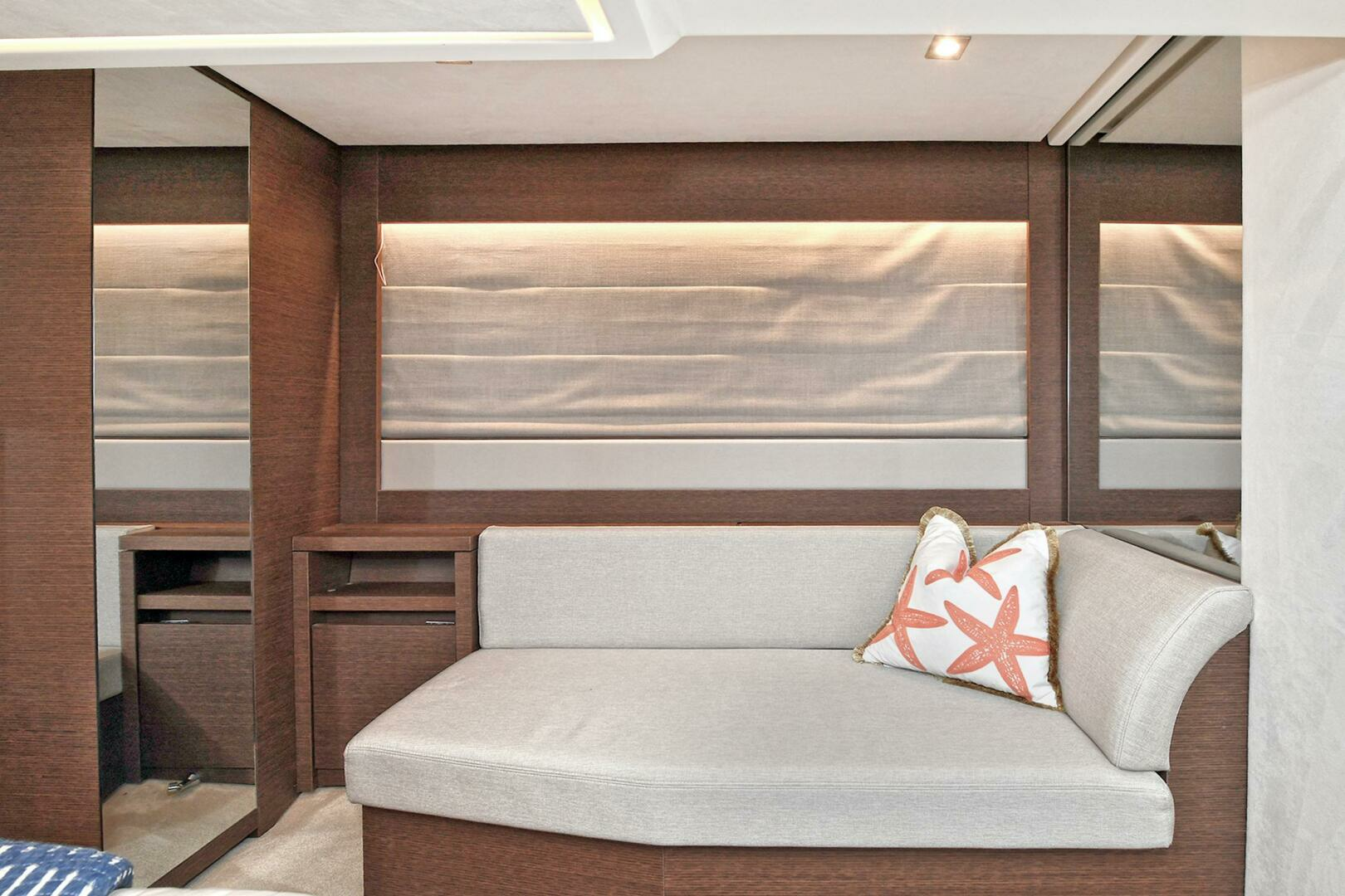 Prestige 520 Fly-2022 -Staten Island-New York-United States 3771857