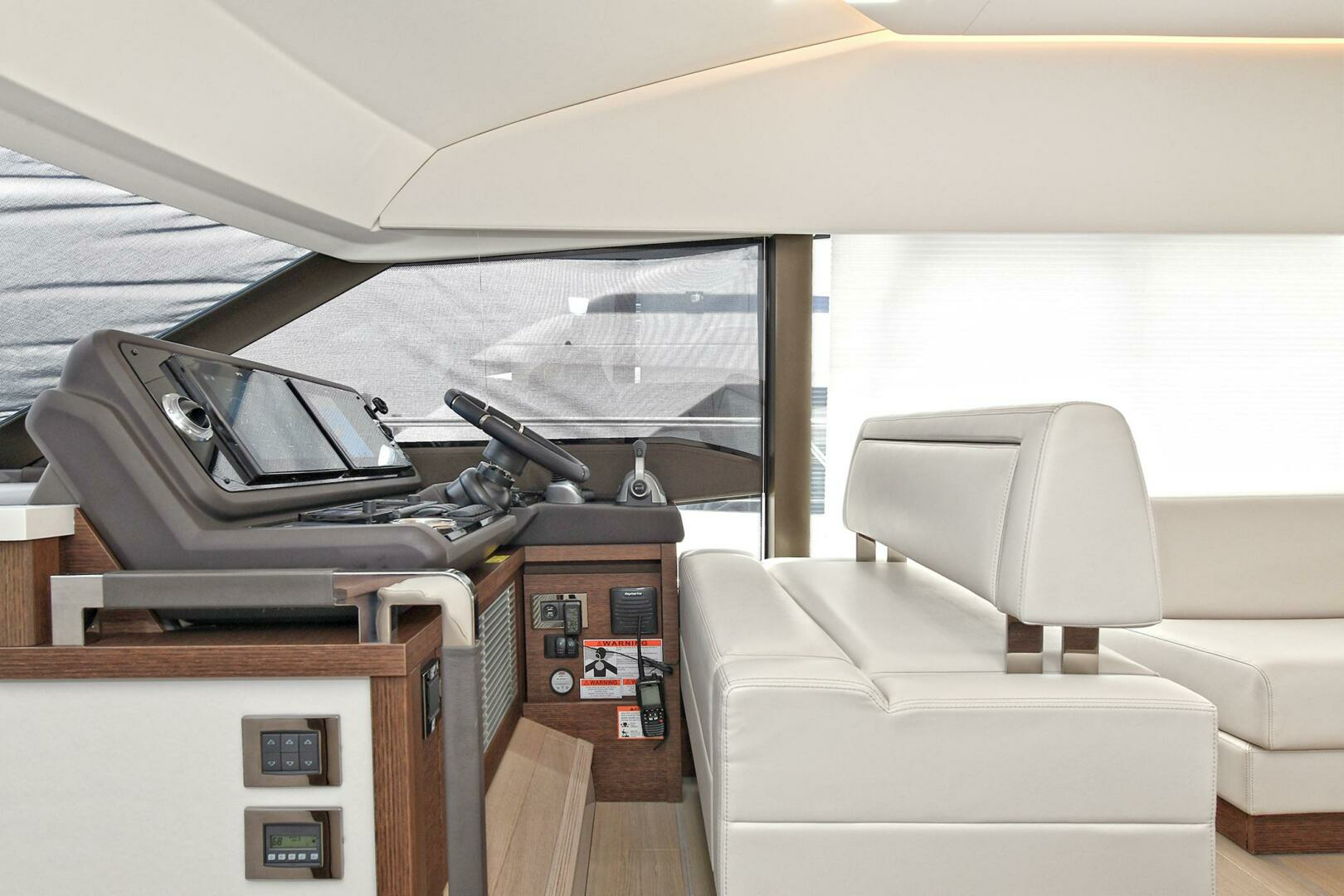 Prestige 520 Fly-2022 -Staten Island-New York-United States 3771854