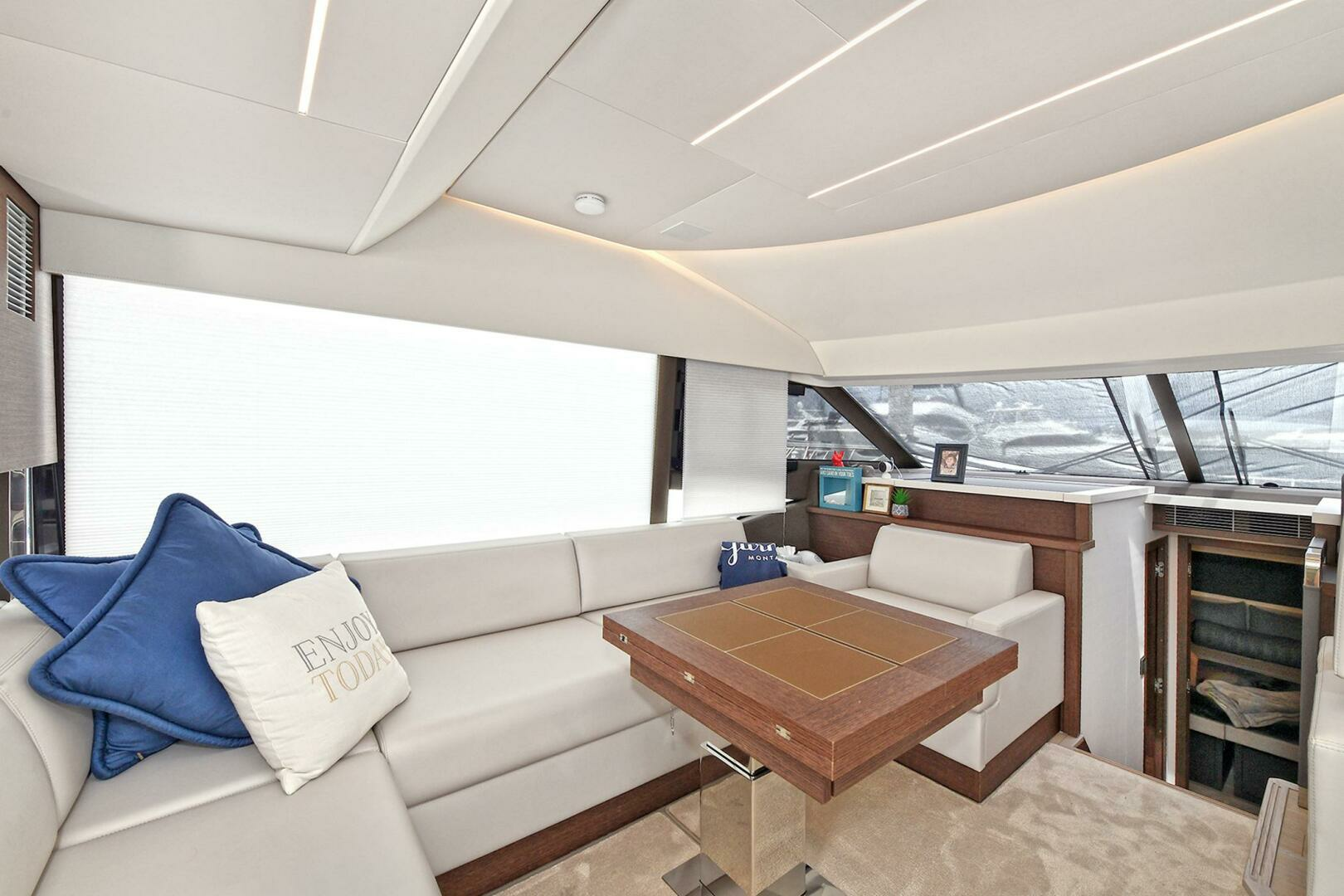 Prestige 520 Fly-2022 -Staten Island-New York-United States 3771850