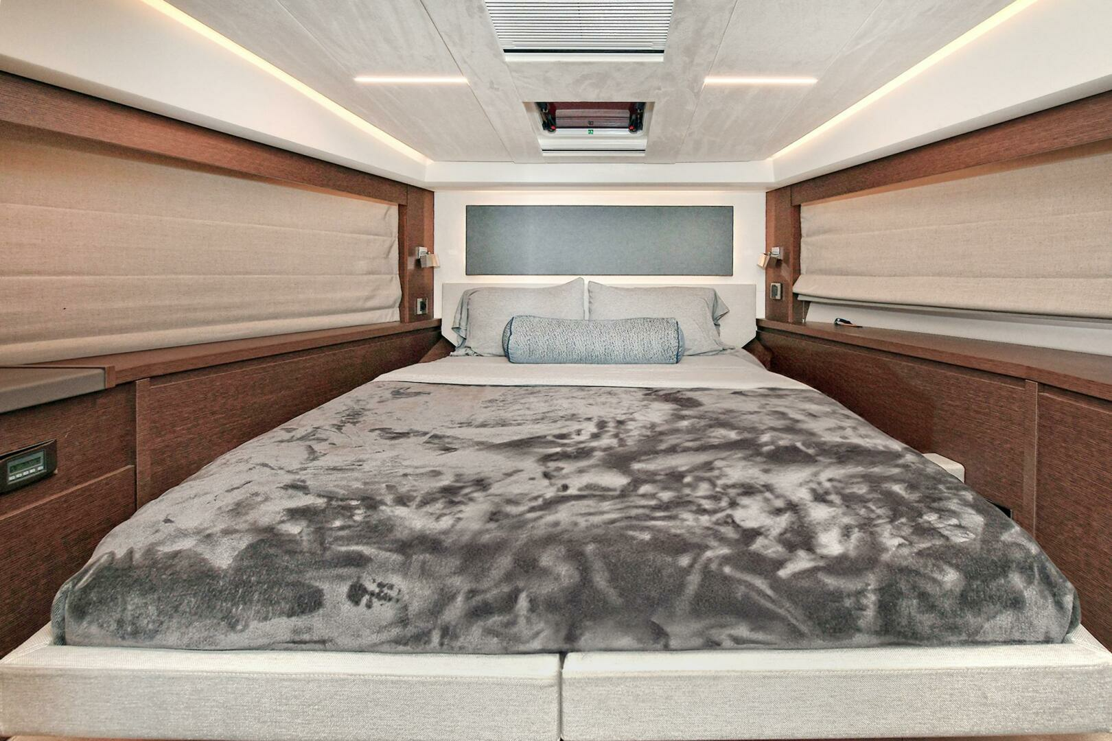 Prestige 520 Fly-2022 -Staten Island-New York-United States 3771864