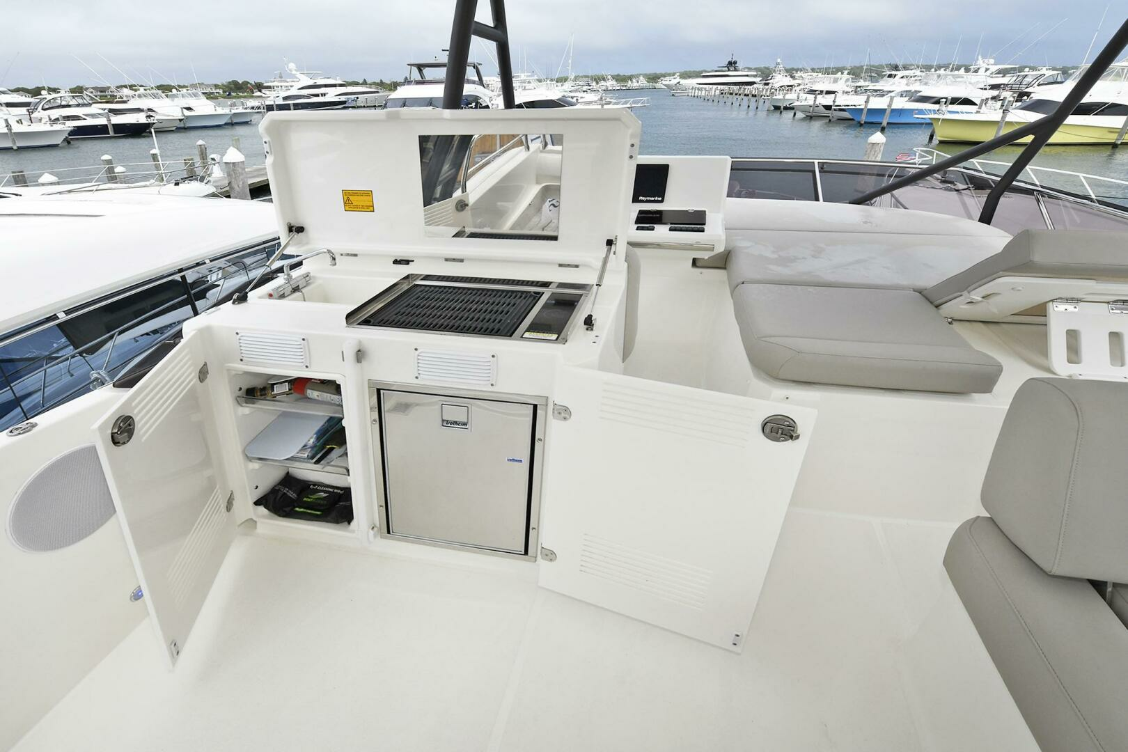 Prestige 520 Fly-2022 -Staten Island-New York-United States 3771818