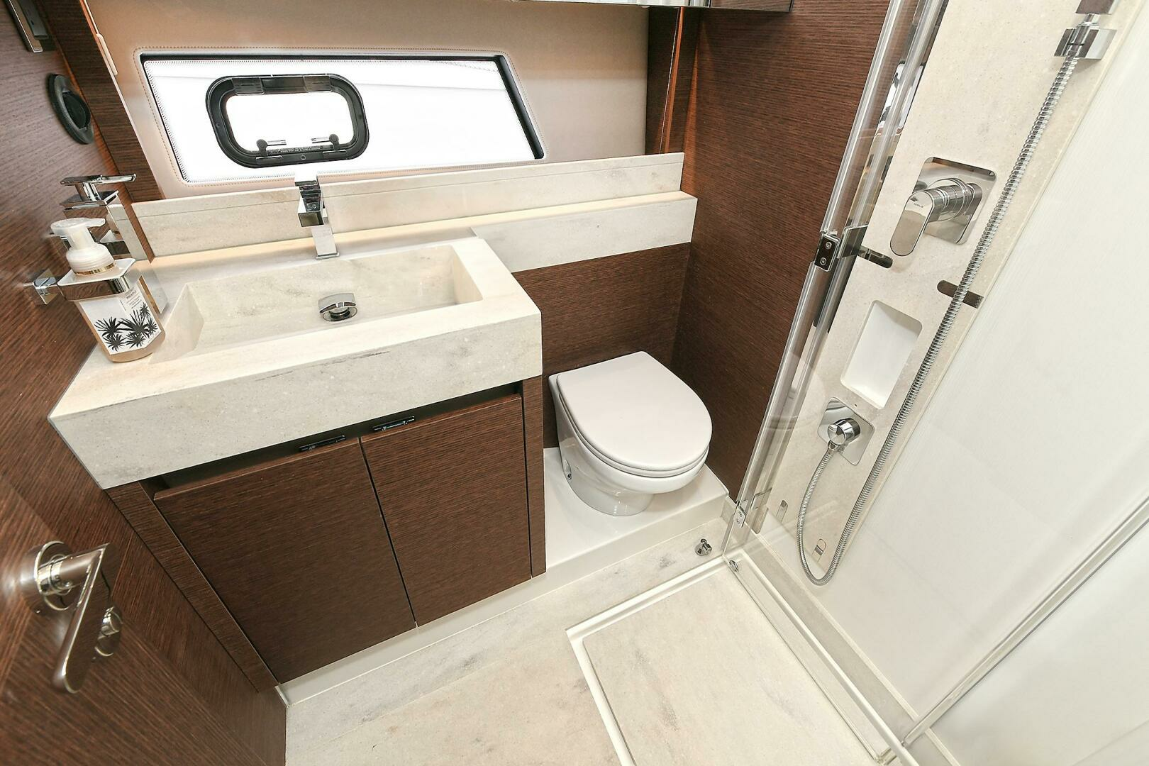 Prestige 520 Fly-2022 -Staten Island-New York-United States 3771867